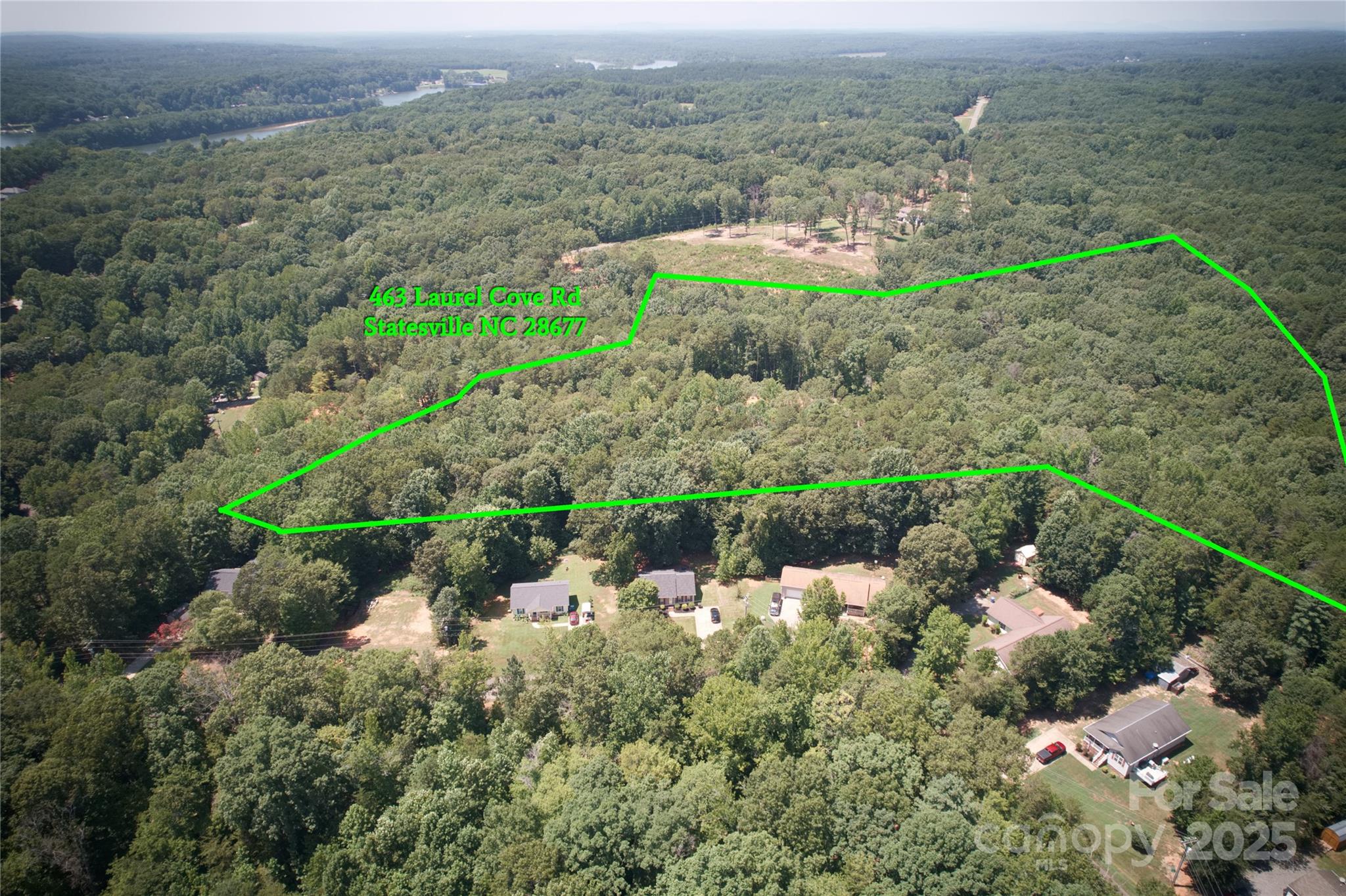 463 Laurel Cove Road Property Photo 2