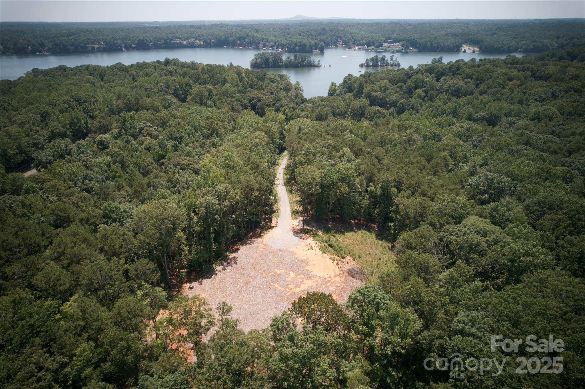 463 Laurel Cove Road Property Photo 4