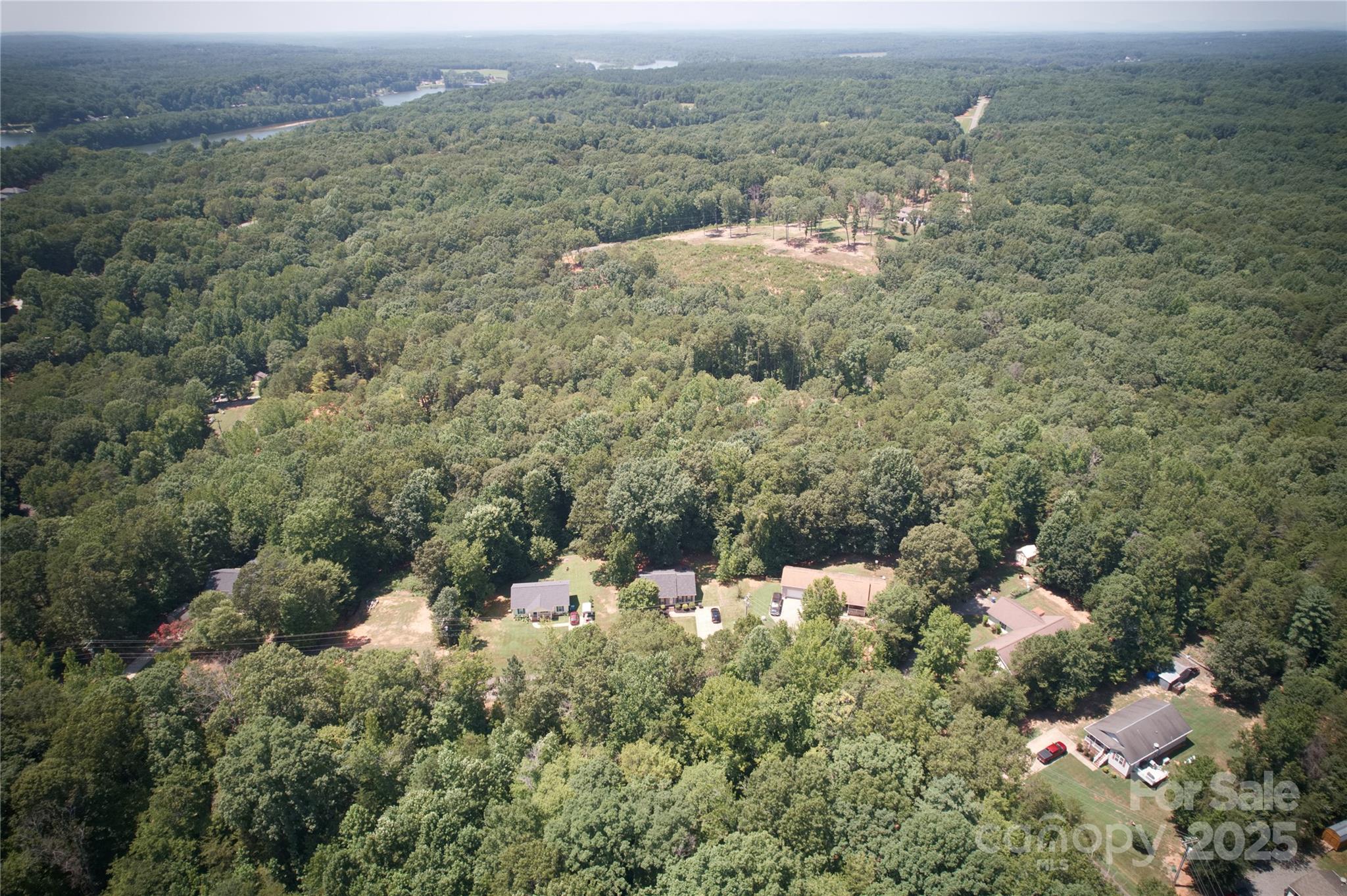 463 Laurel Cove Road Property Photo 10
