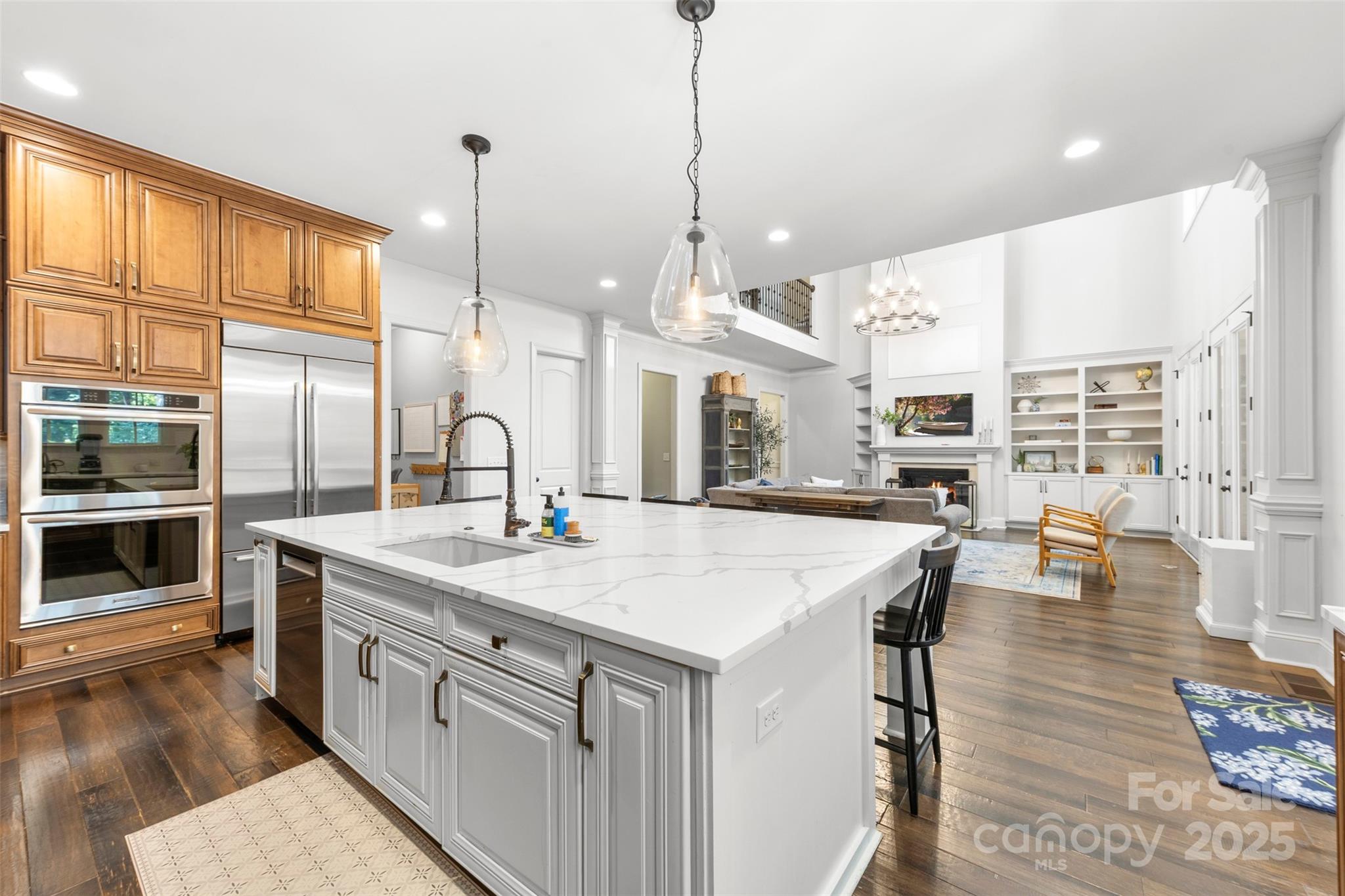 709 Woodcliff Court Property Photo 12