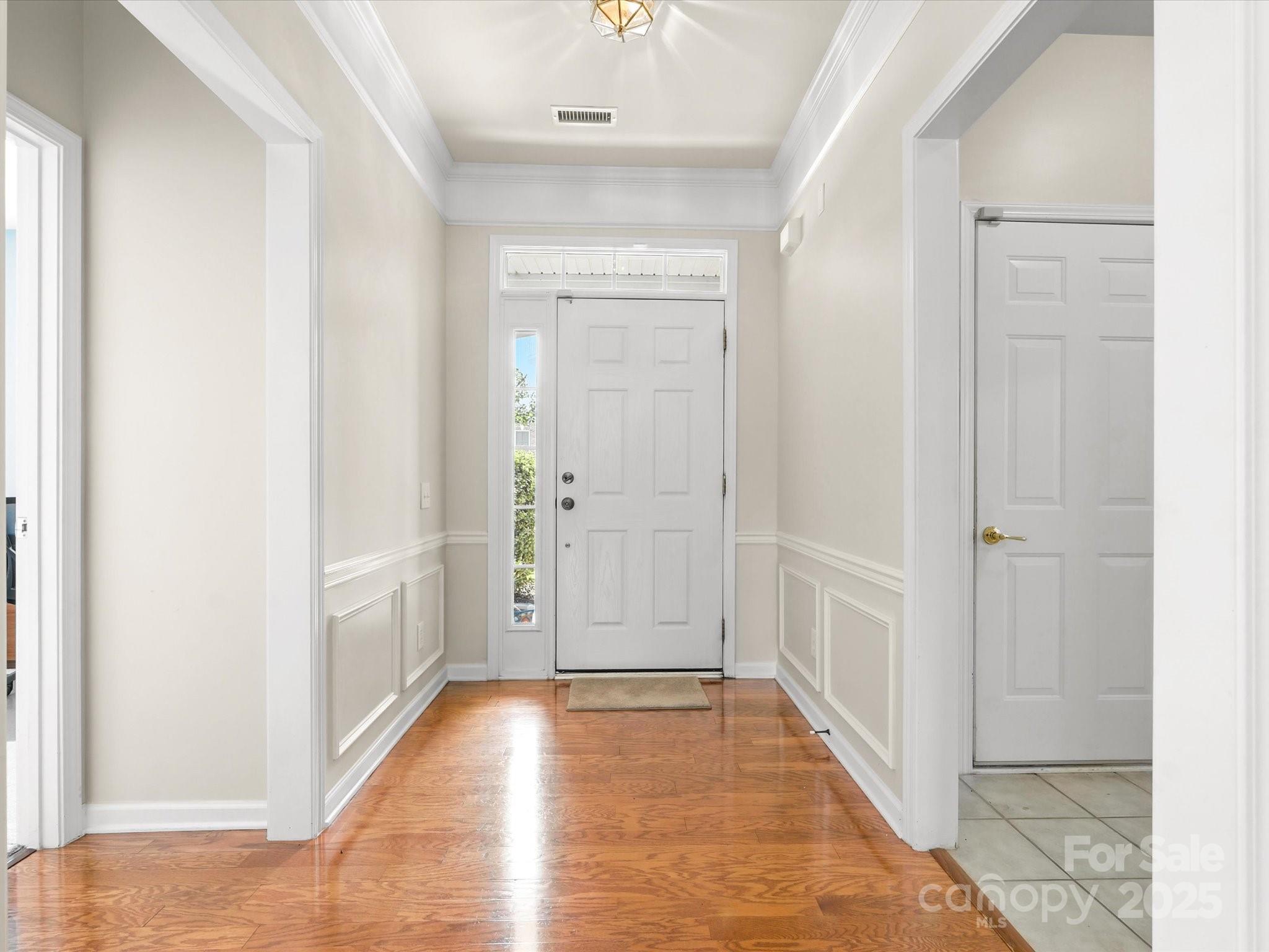 10317 Threatt Woods Drive Property Photo 5