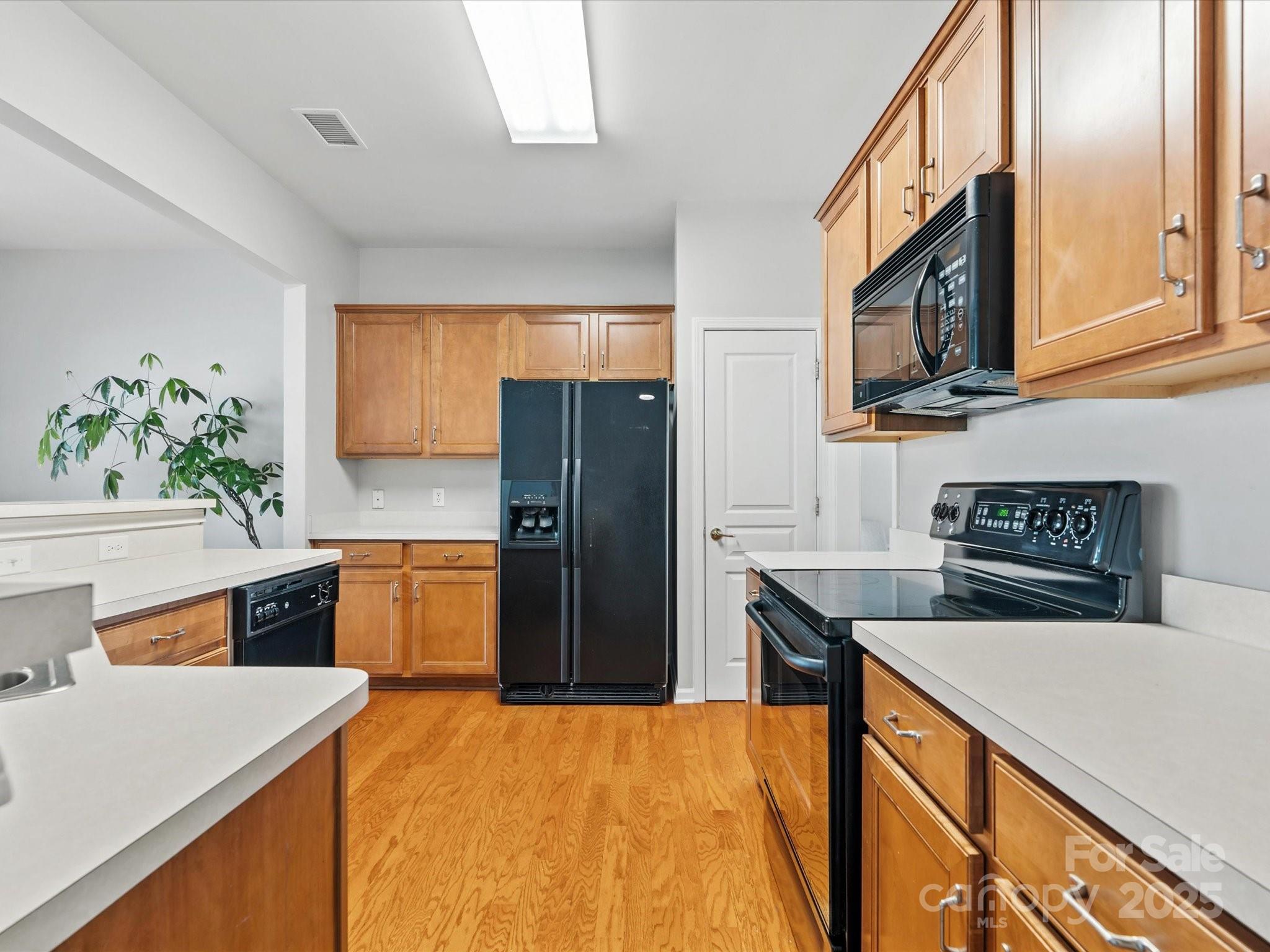 10317 Threatt Woods Drive Property Photo 12