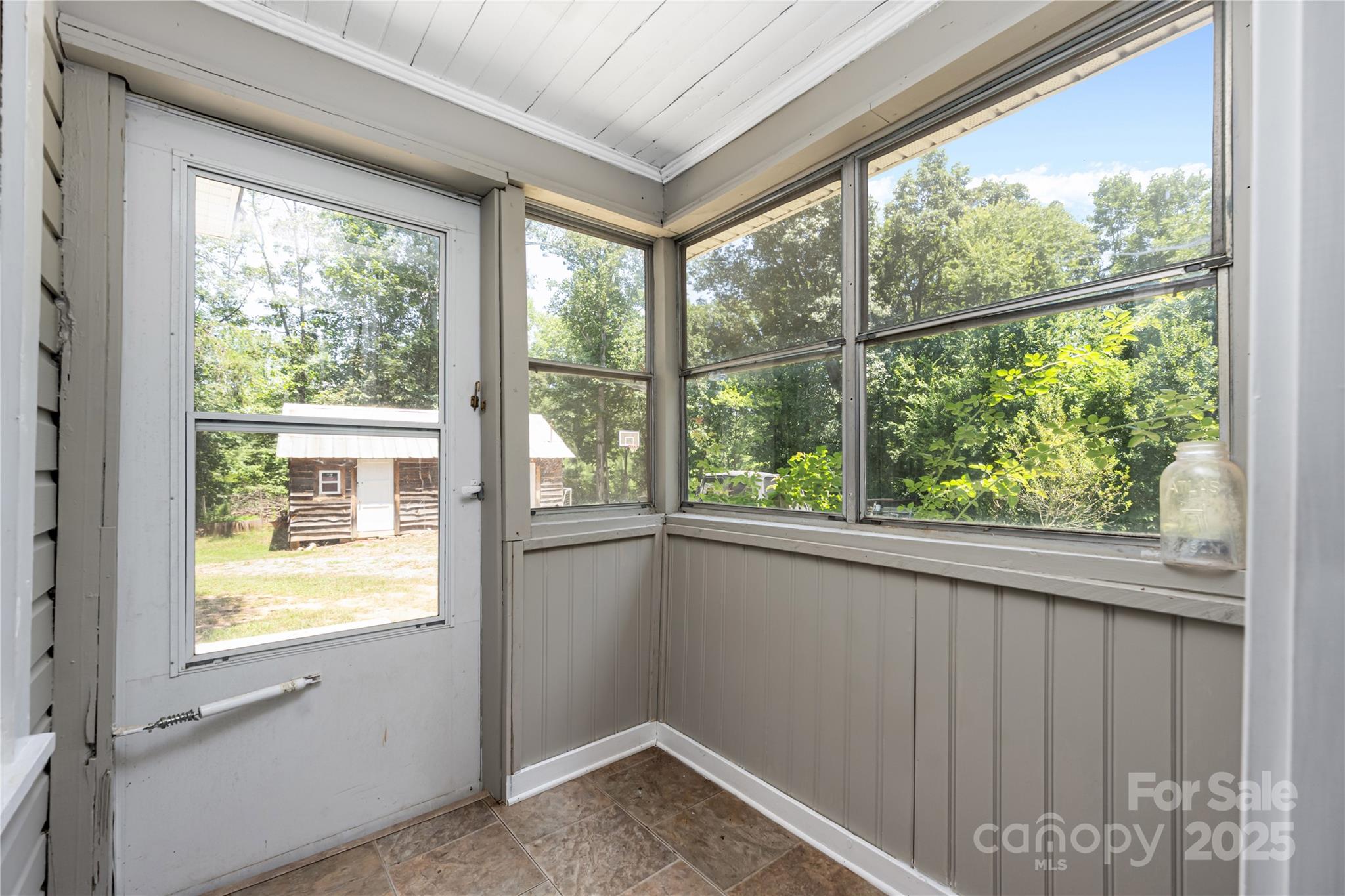 2770 St James Church Road Property Photo 14