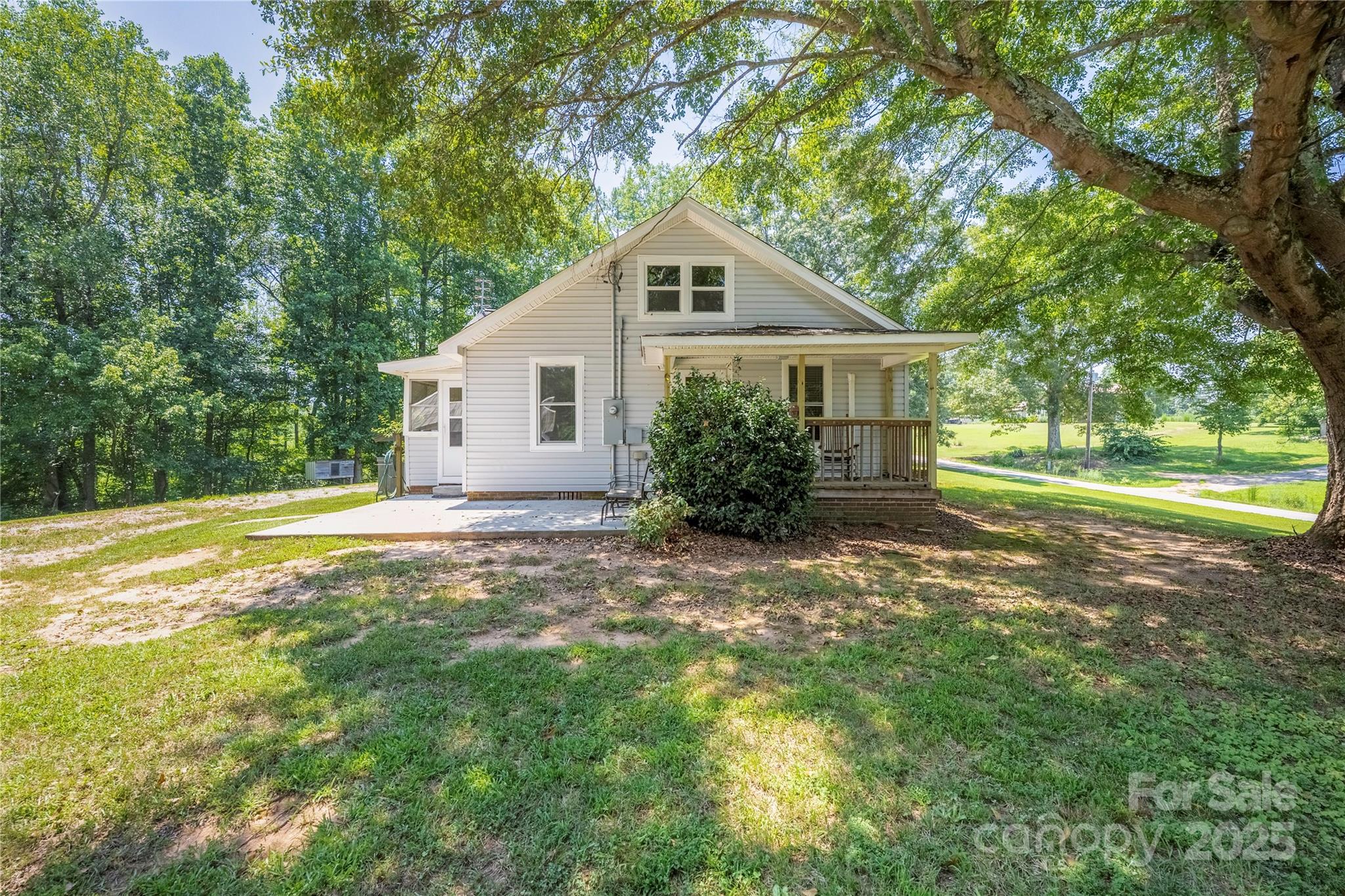 2770 St James Church Road Property Photo 21