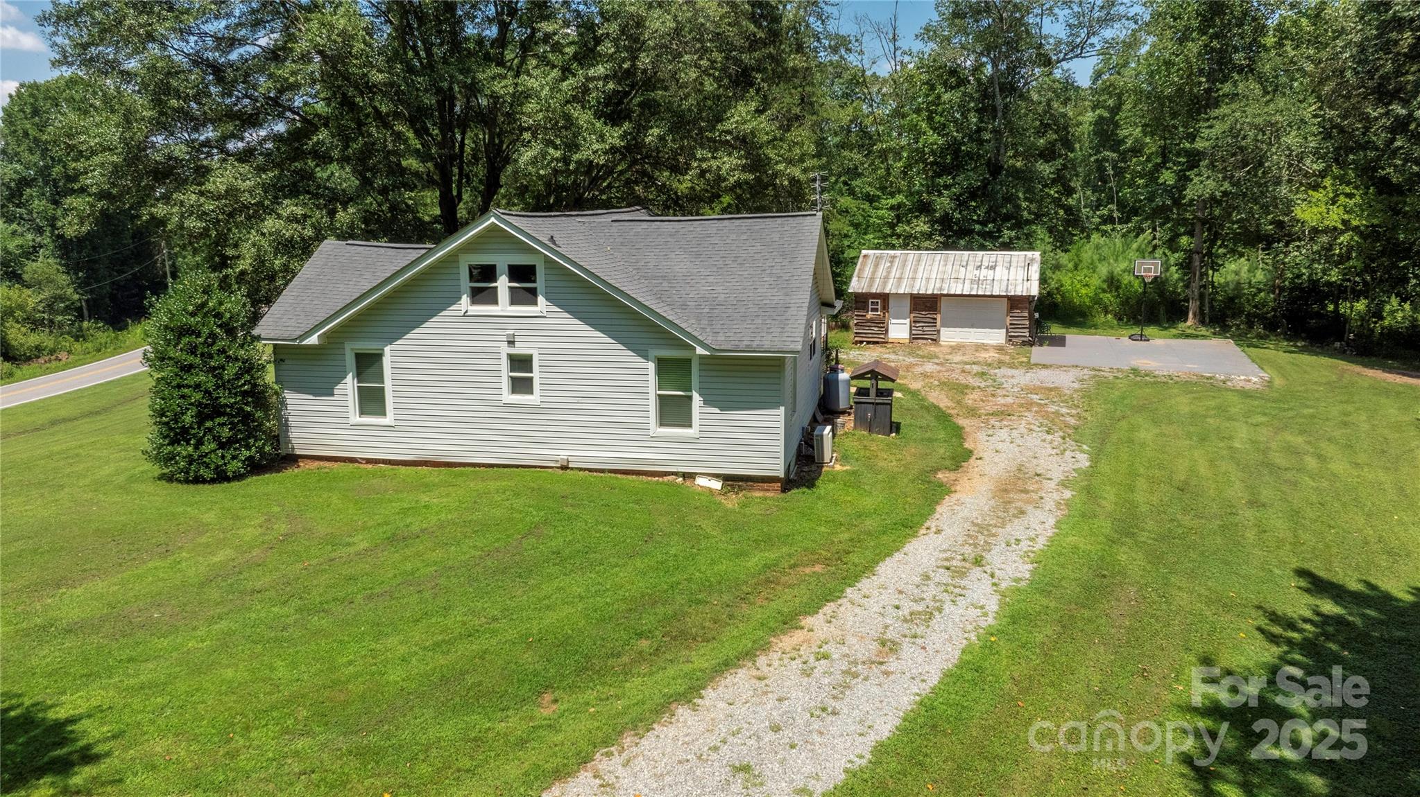 2770 St James Church Road Property Photo 23