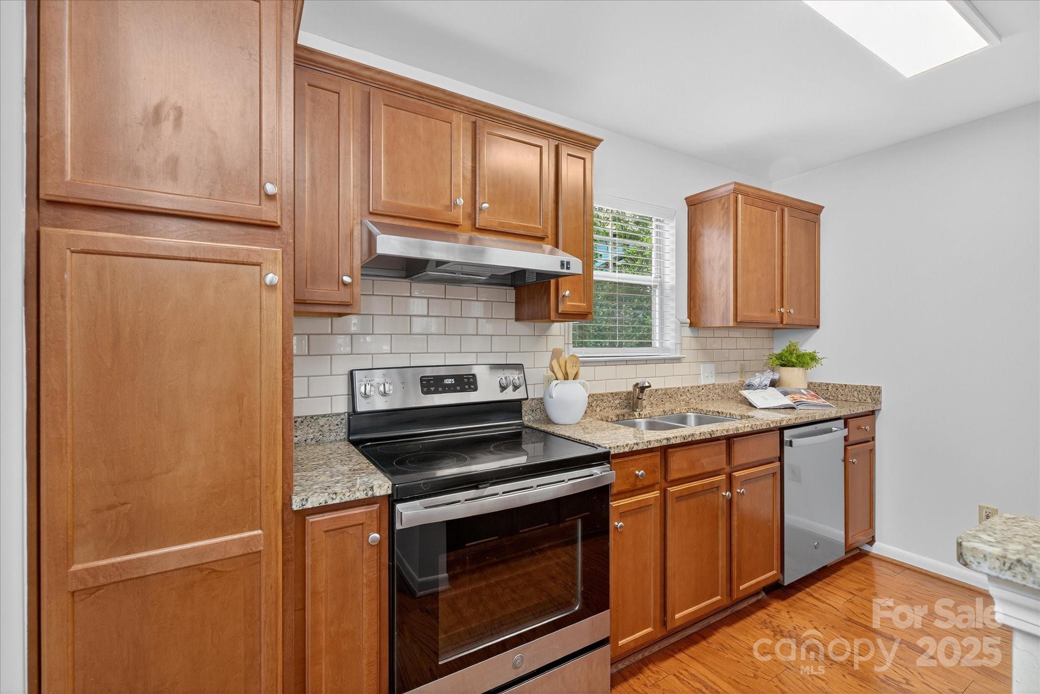 424 Mather Green Avenue M Property Photo 14