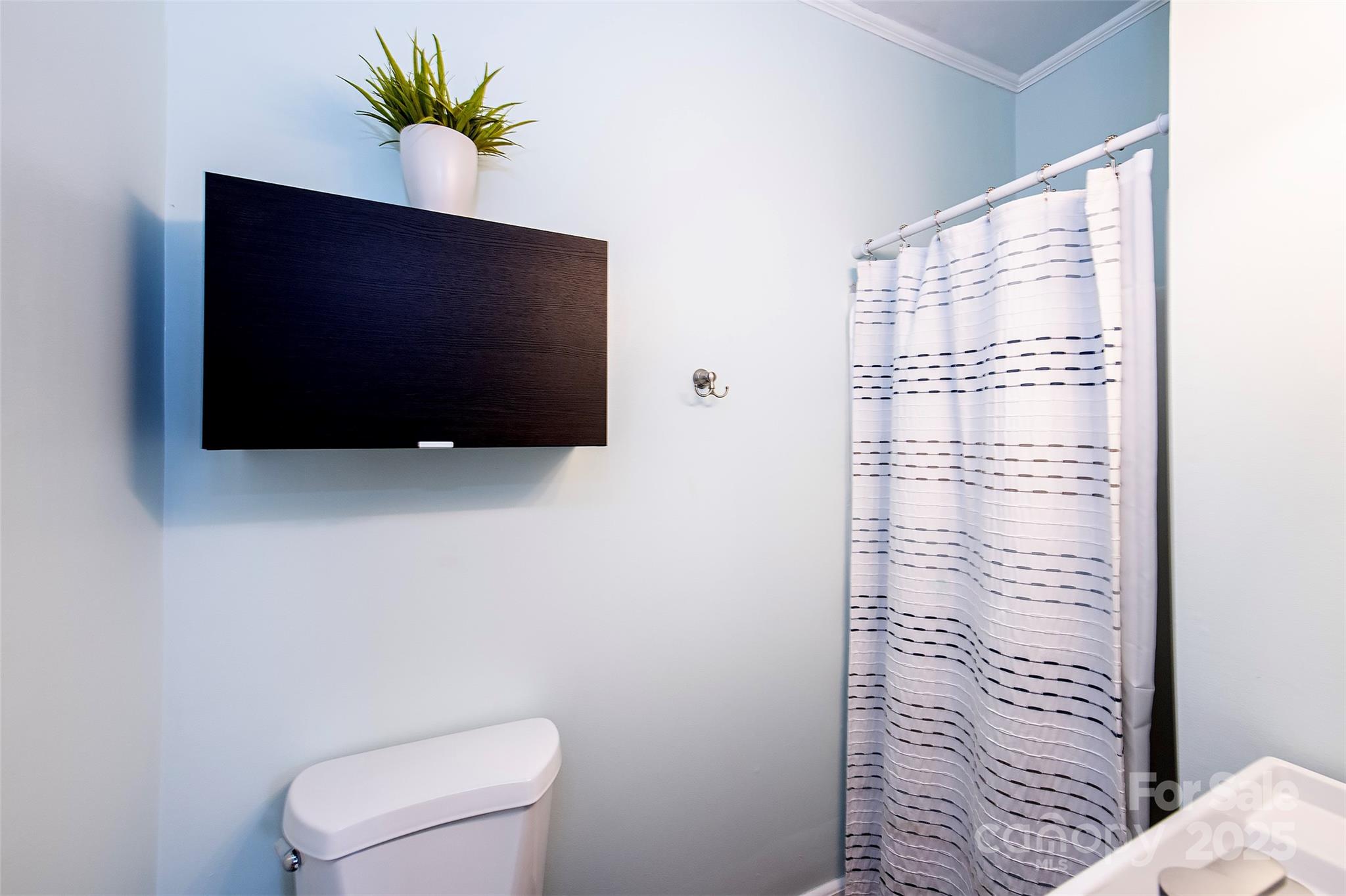 1525 Perfection Avenue Property Photo 15