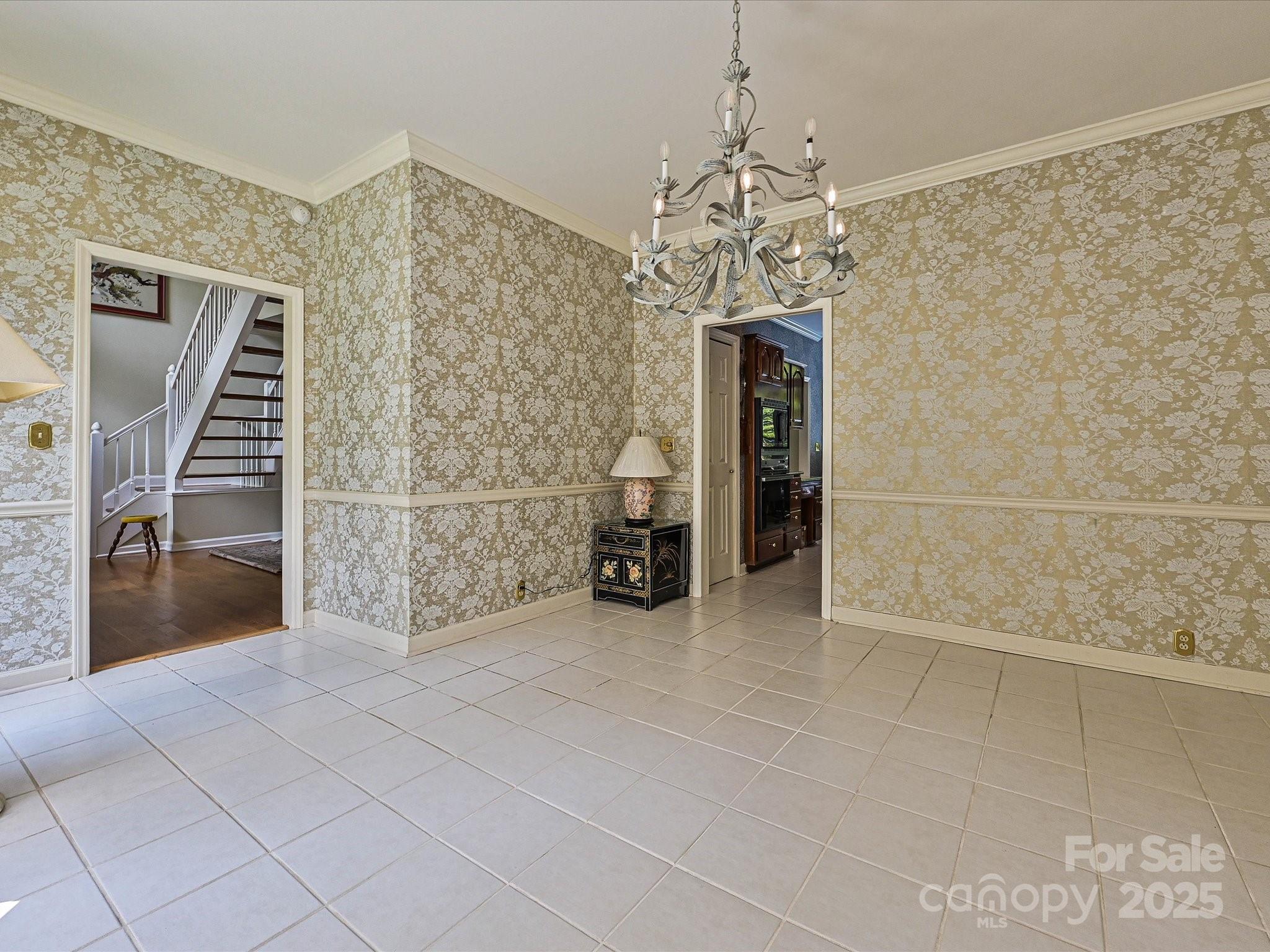620 River Oaks Lane Property Photo 8