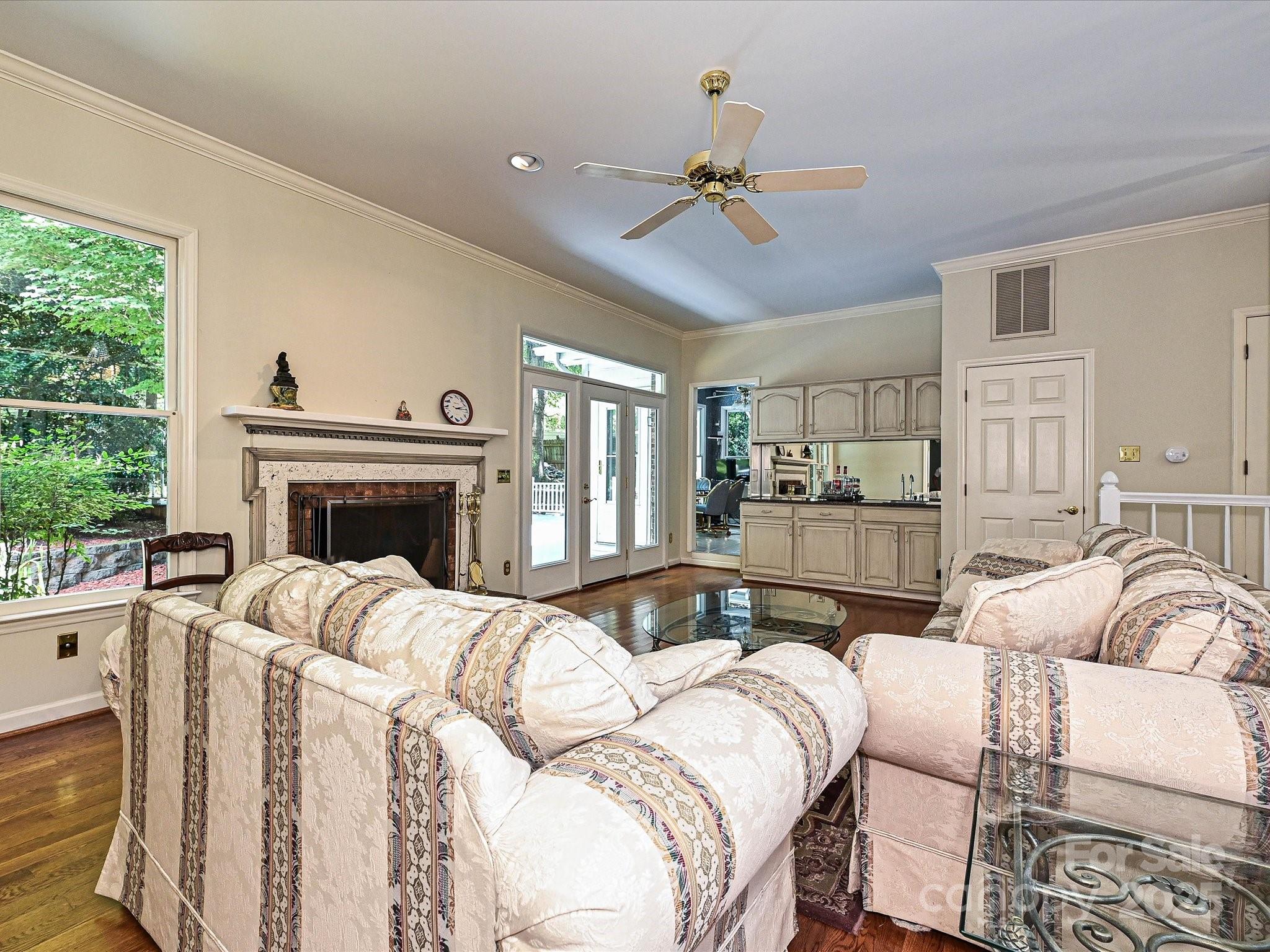 620 River Oaks Lane Property Photo 10