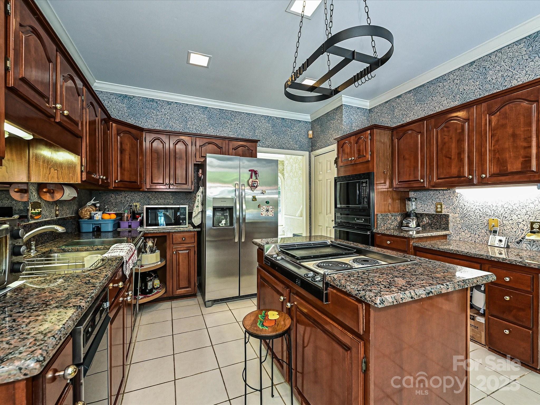 620 River Oaks Lane Property Photo 12