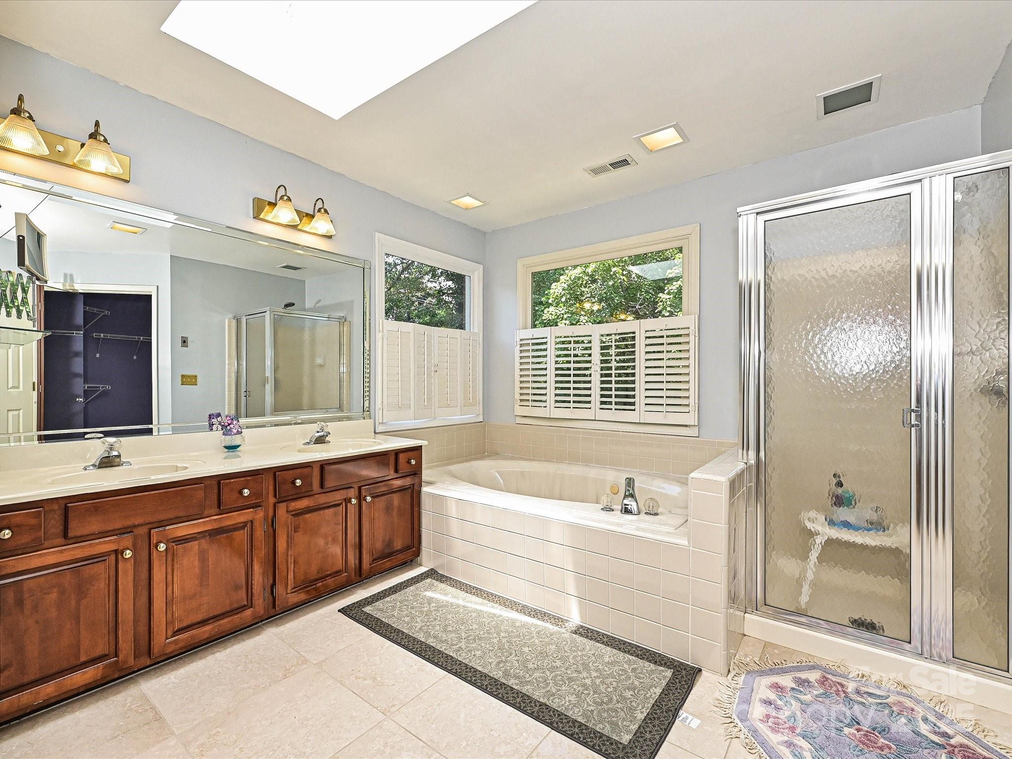 620 River Oaks Lane Property Photo 20