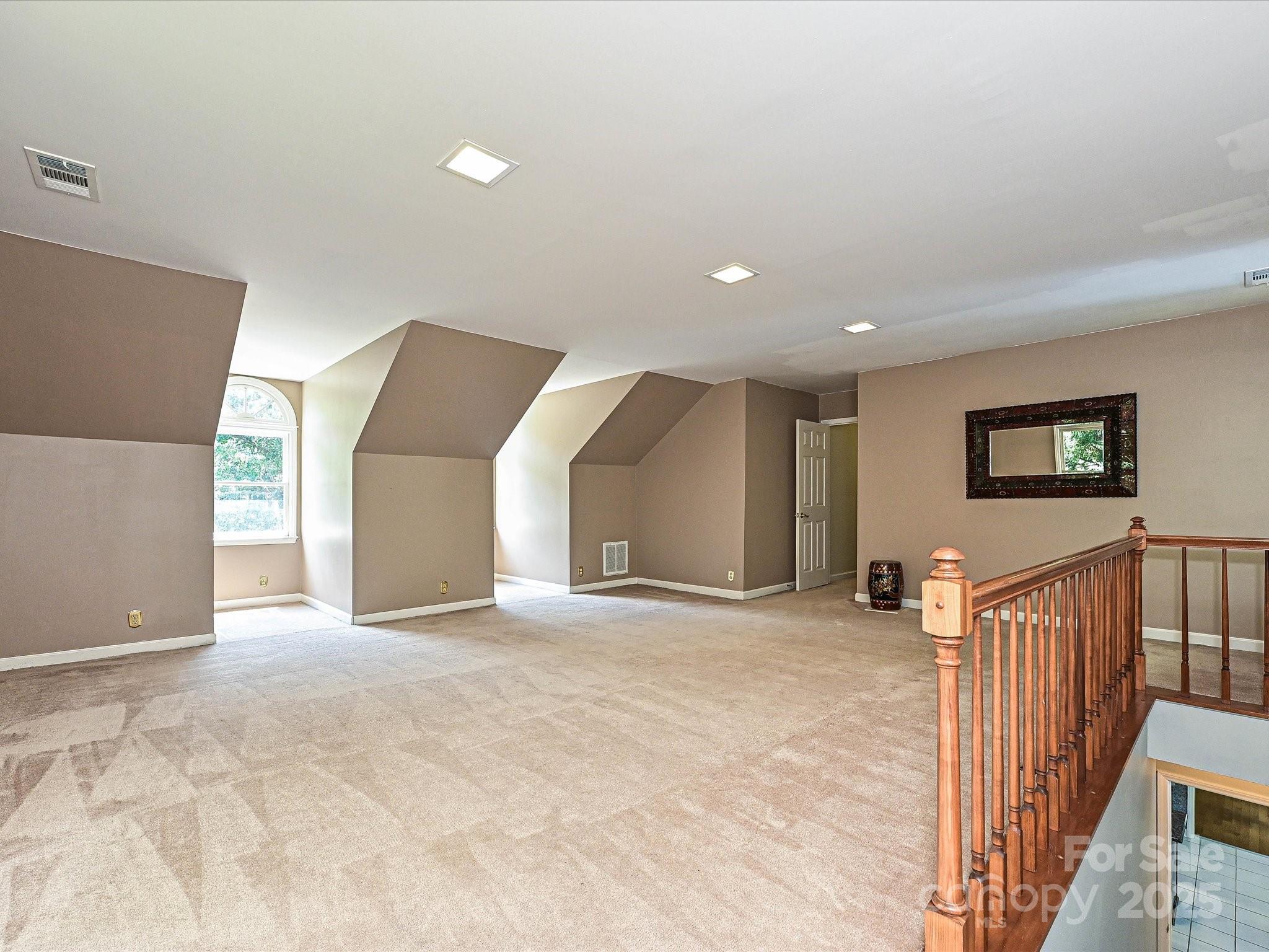620 River Oaks Lane Property Photo 24