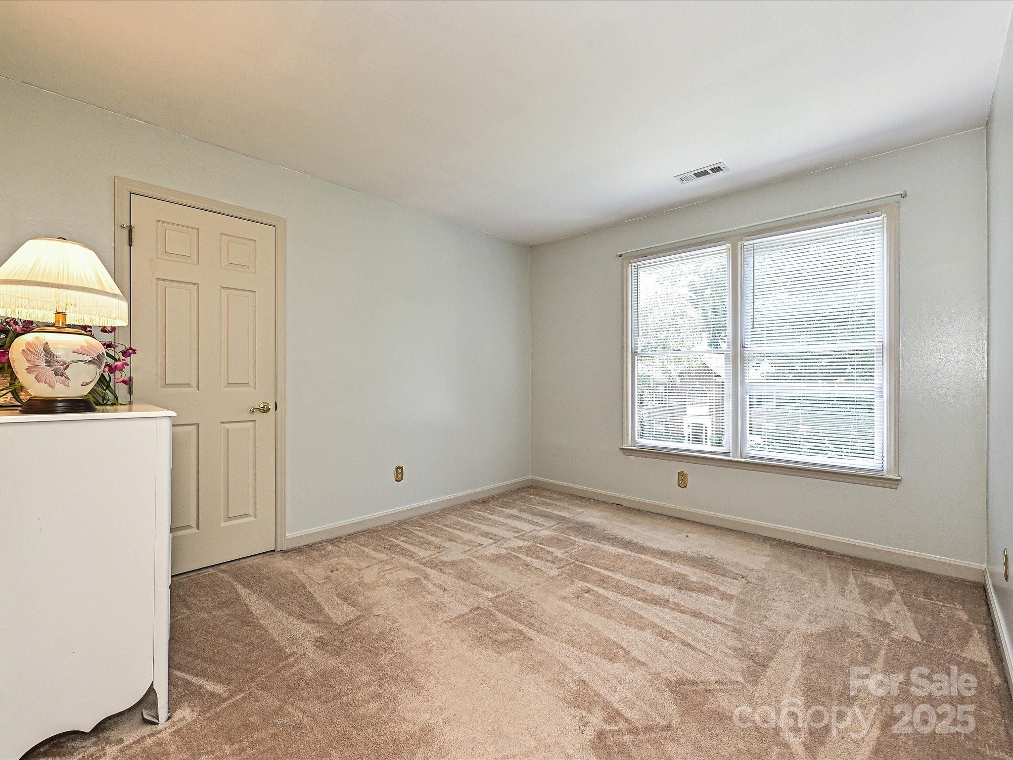 620 River Oaks Lane Property Photo 26