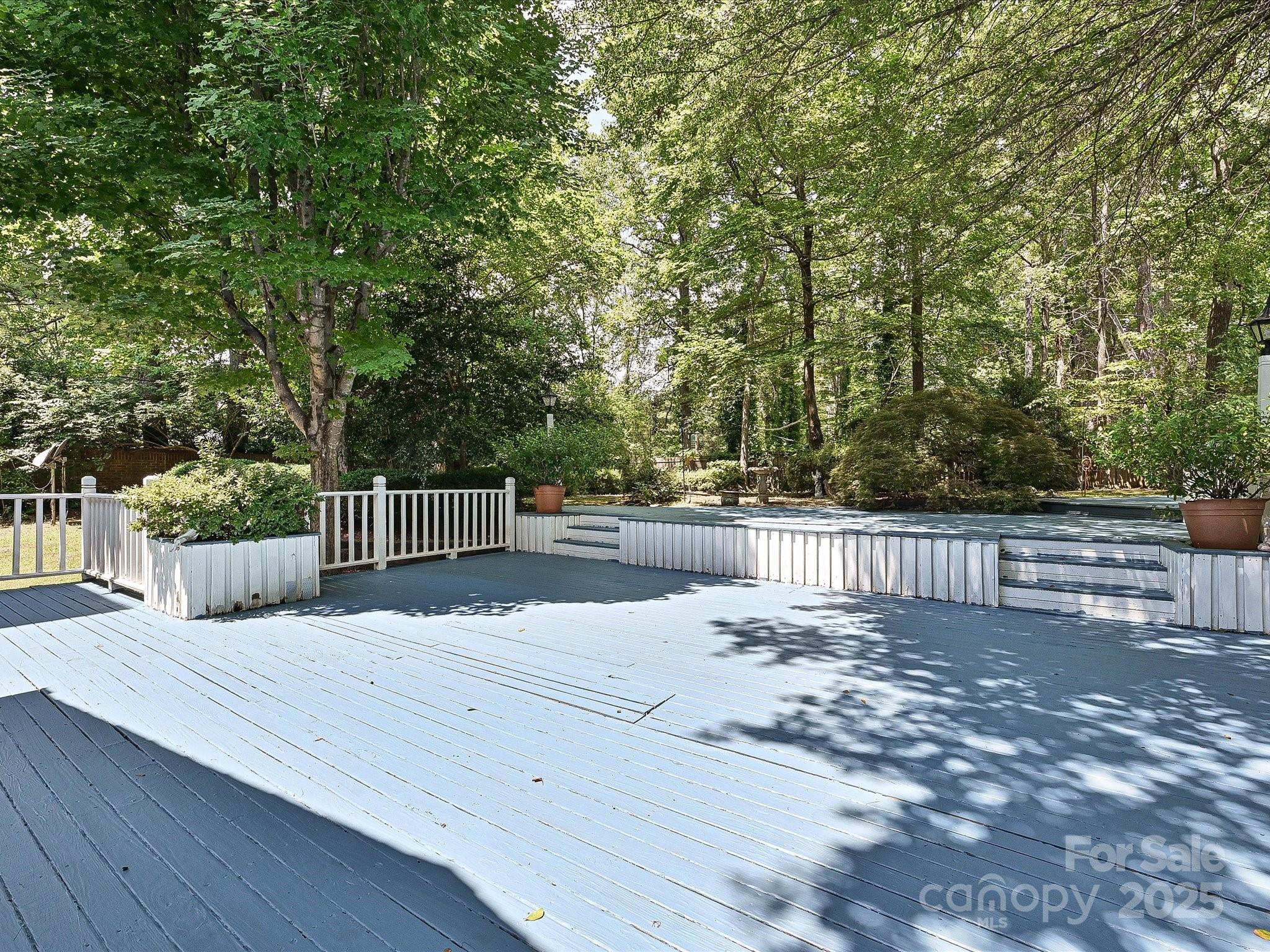 620 River Oaks Lane Property Photo 29