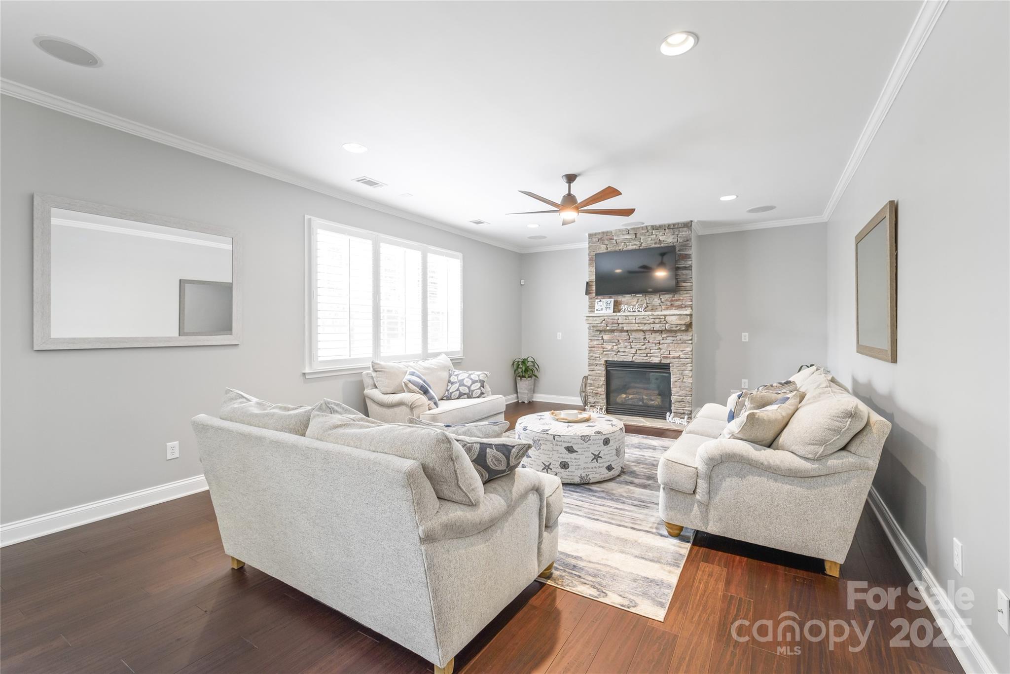 10951 Hat Creek Lane Property Photo 13