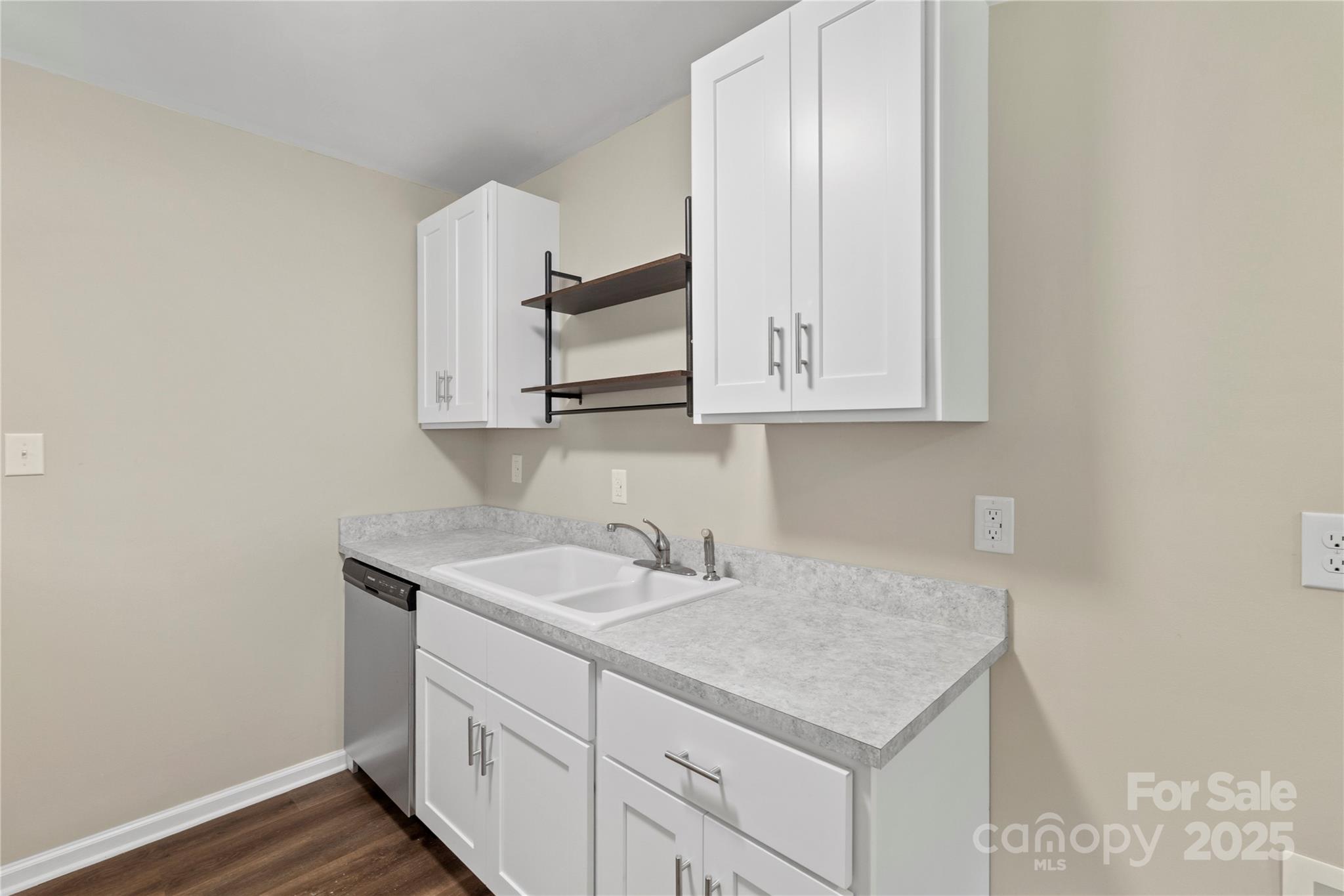 315 High Street Property Photo 16