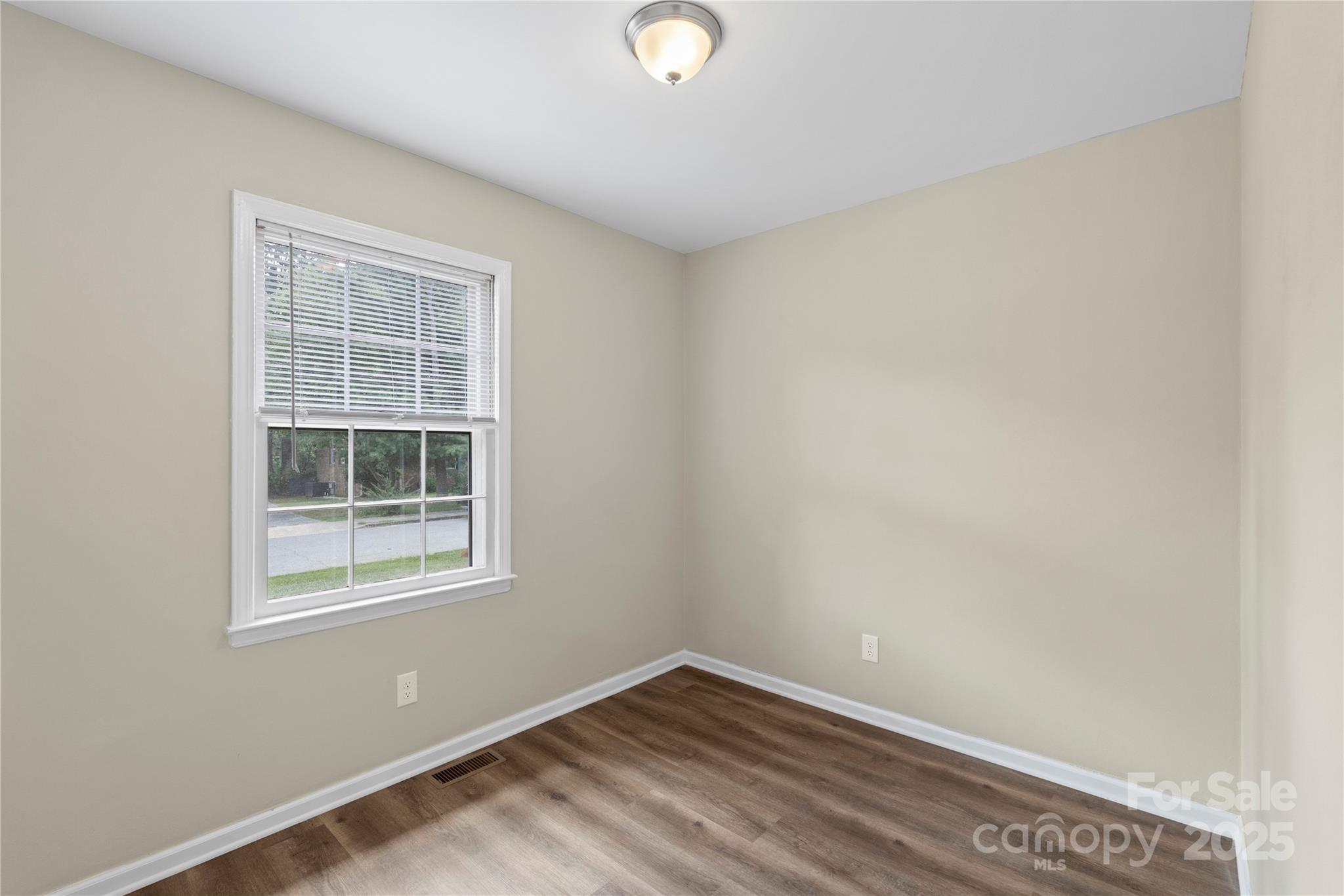 315 High Street Property Photo 29