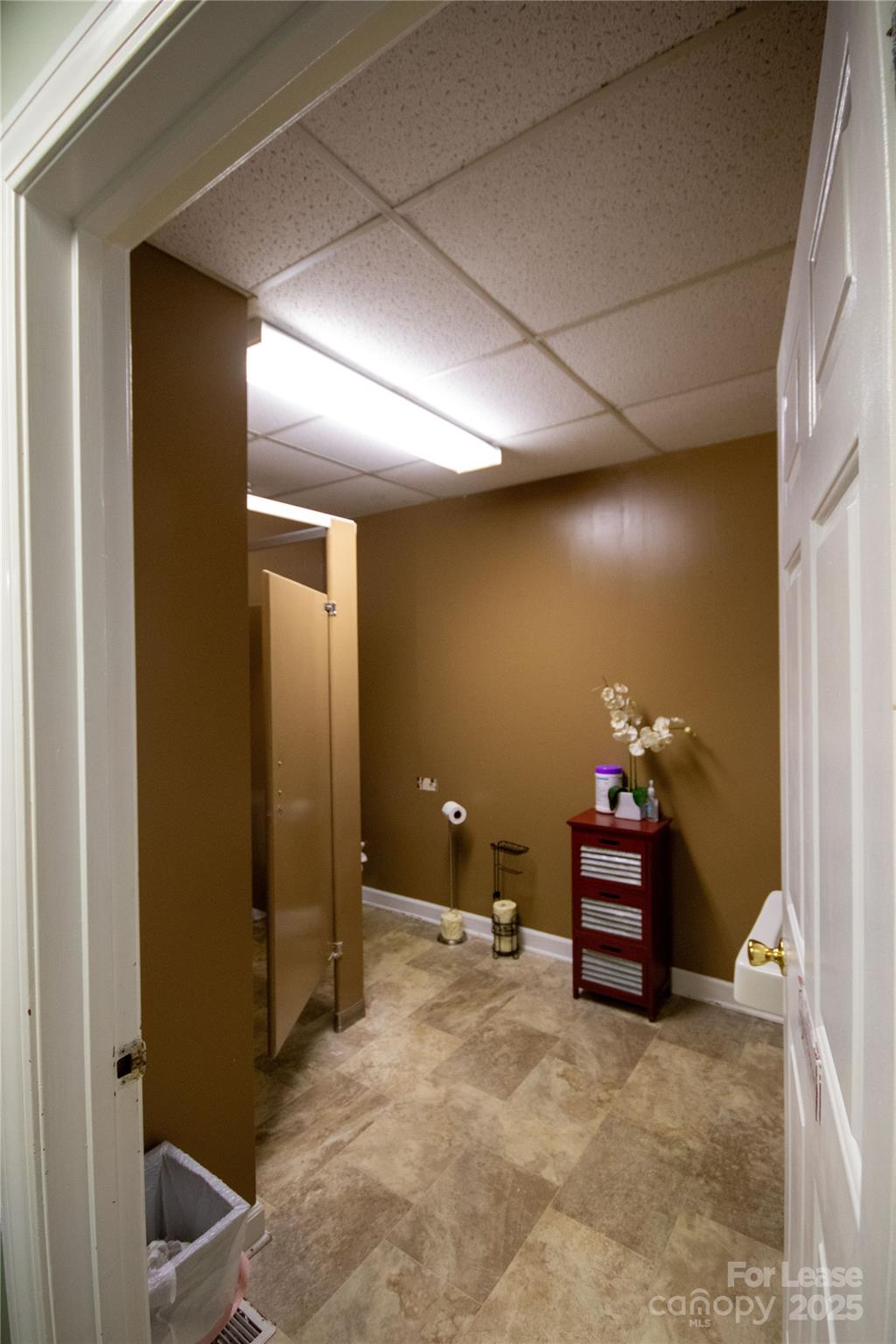 506 Wilkesboro Boulevard 220 Property Photo 12