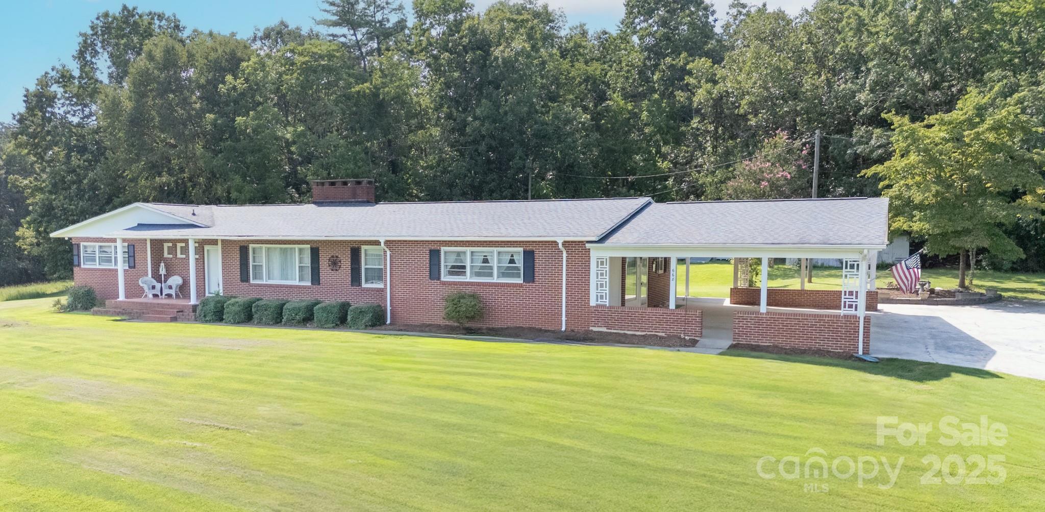 668 Meadowood Street Property Photo 1