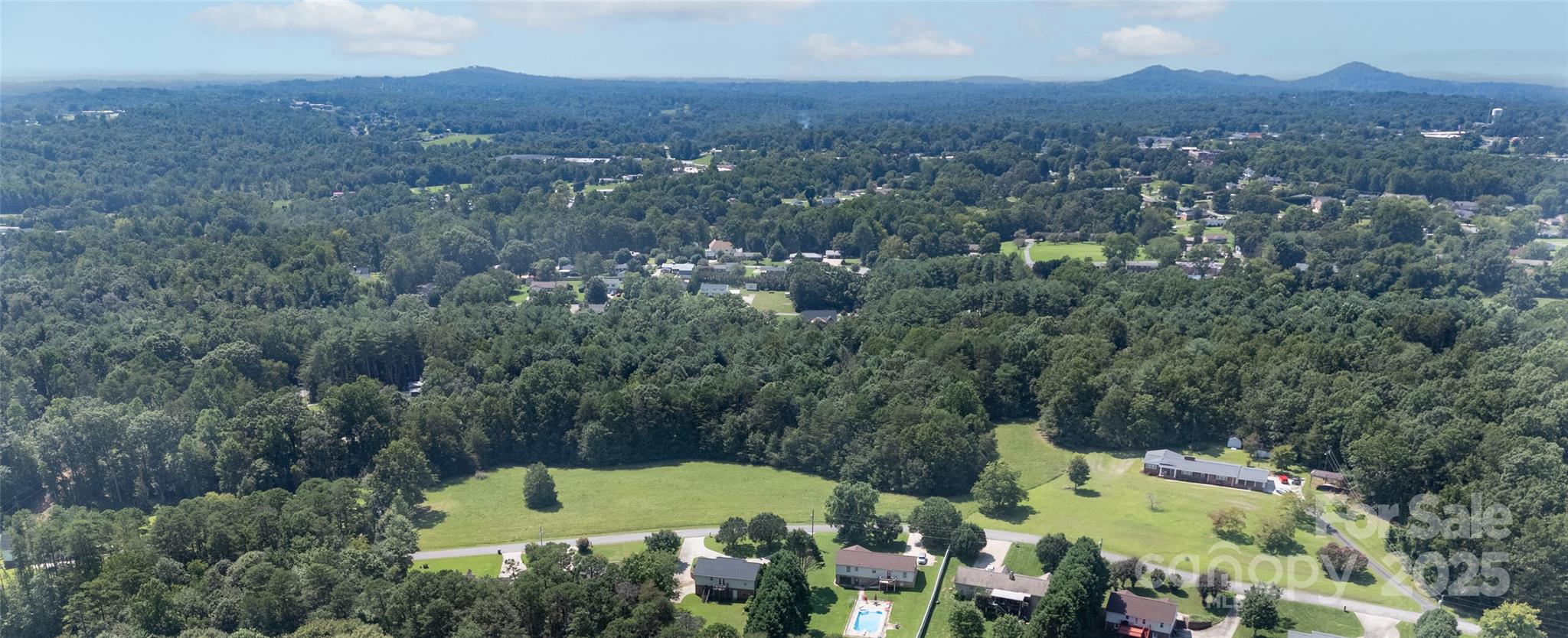 668 Meadowood Street Property Photo 6