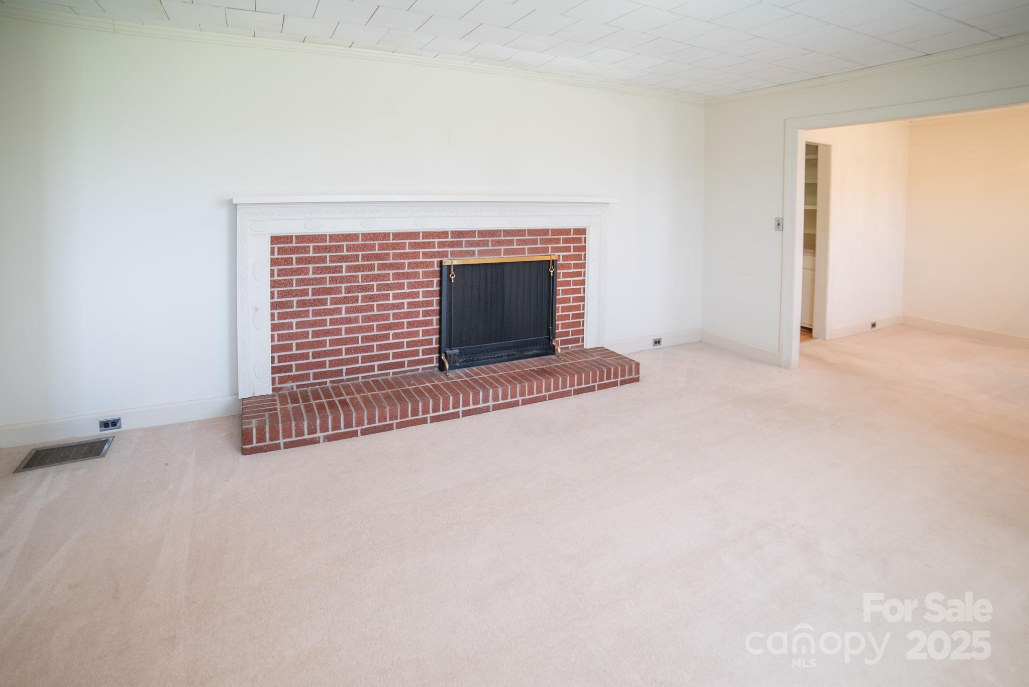 668 Meadowood Street Property Photo 24