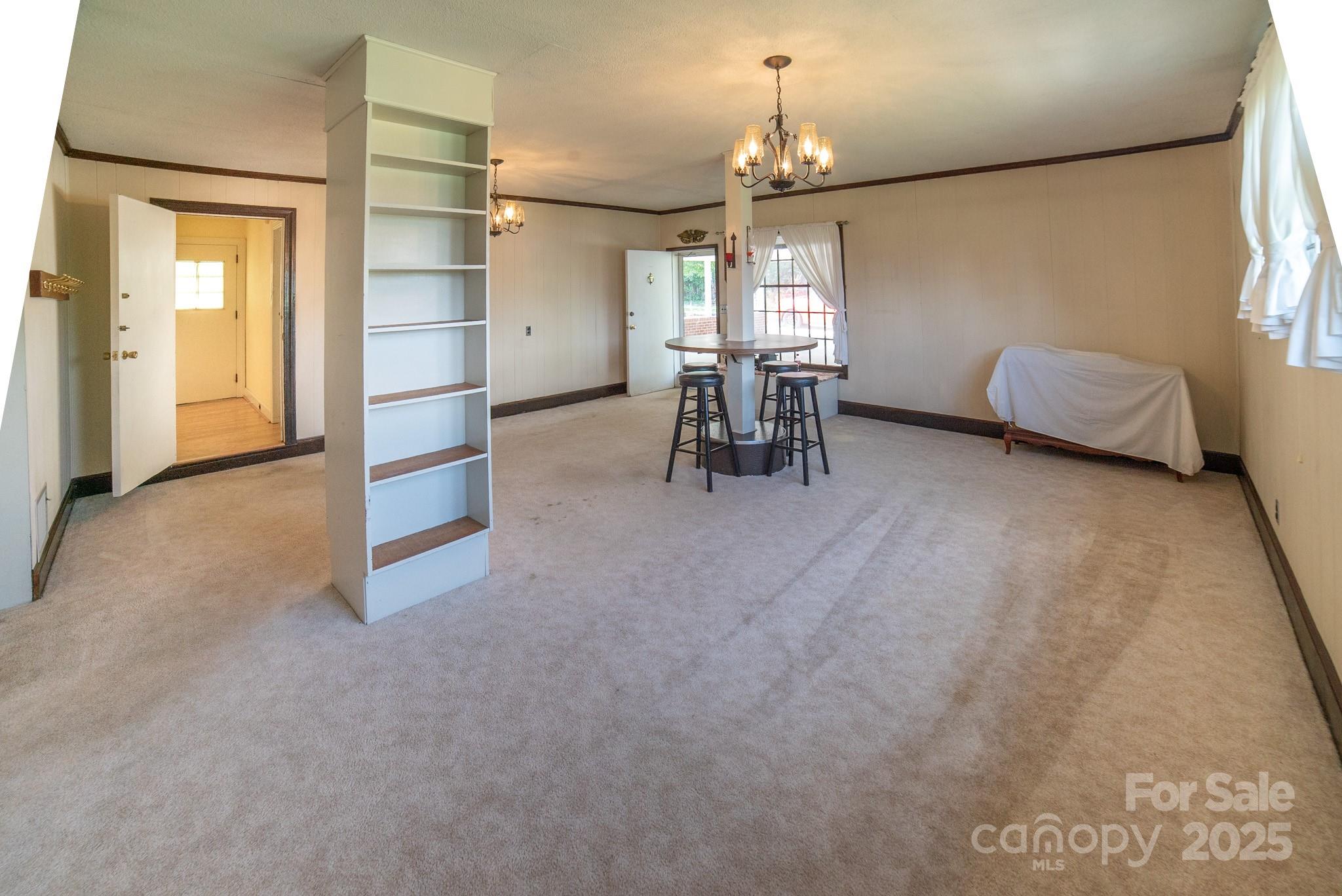 668 Meadowood Street Property Photo 31