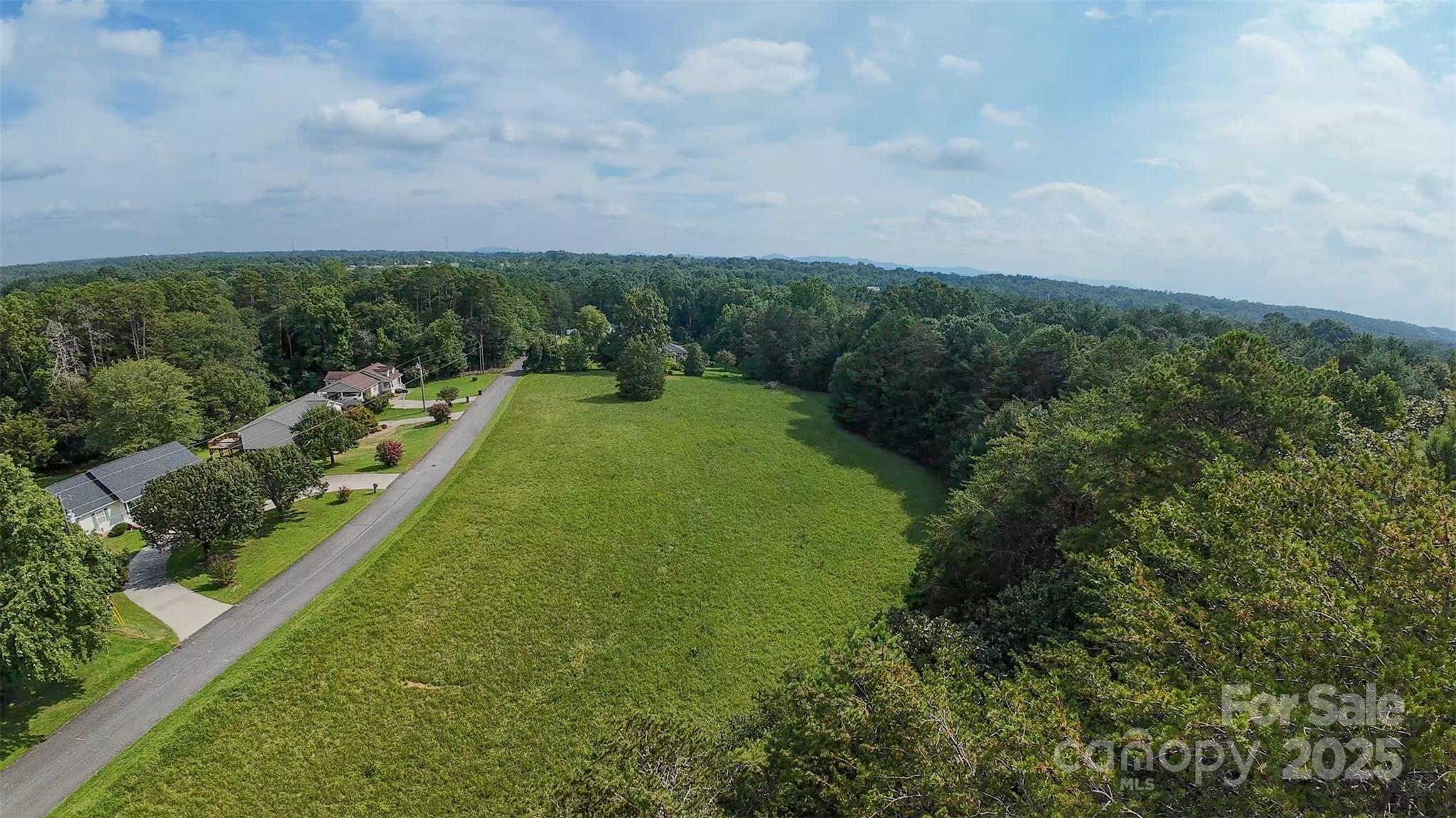 668 Meadowood Street Property Photo 37