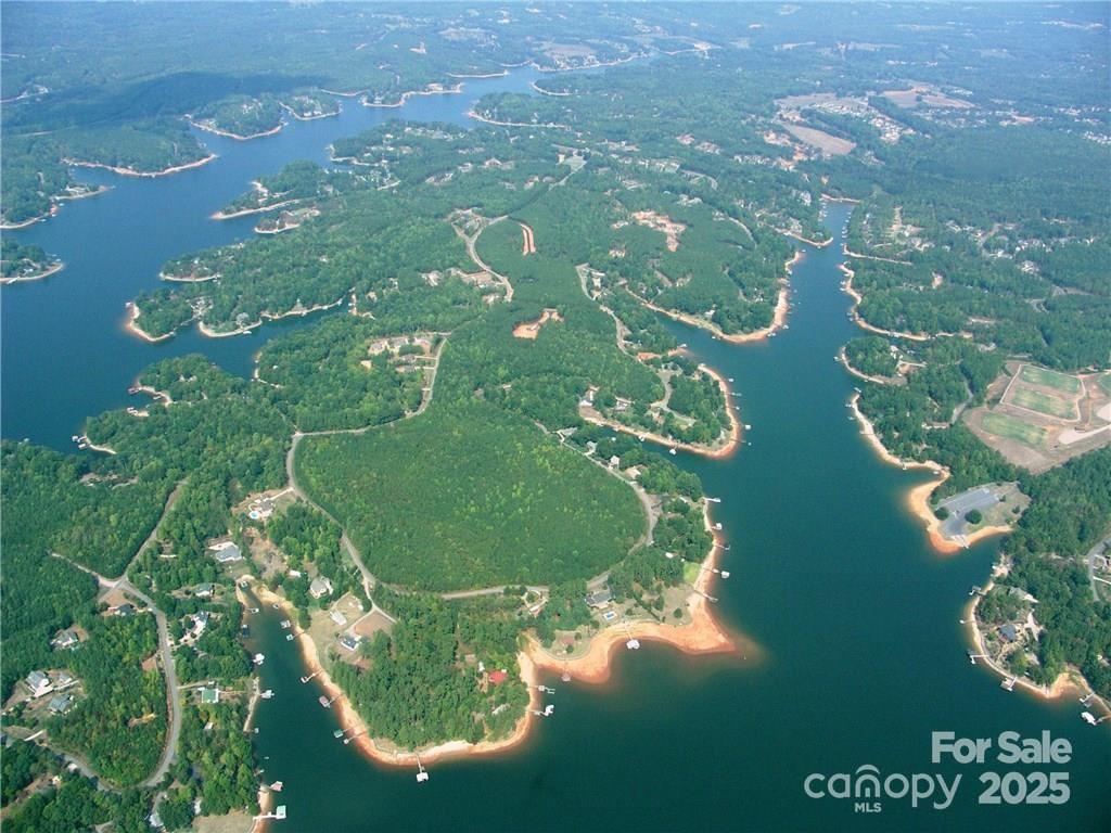 512 Kenway Loop Property Photo 26