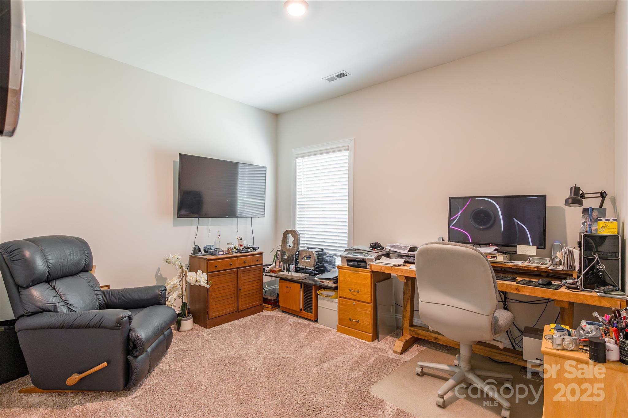 141 Colonial Reserve Avenue Property Photo 14