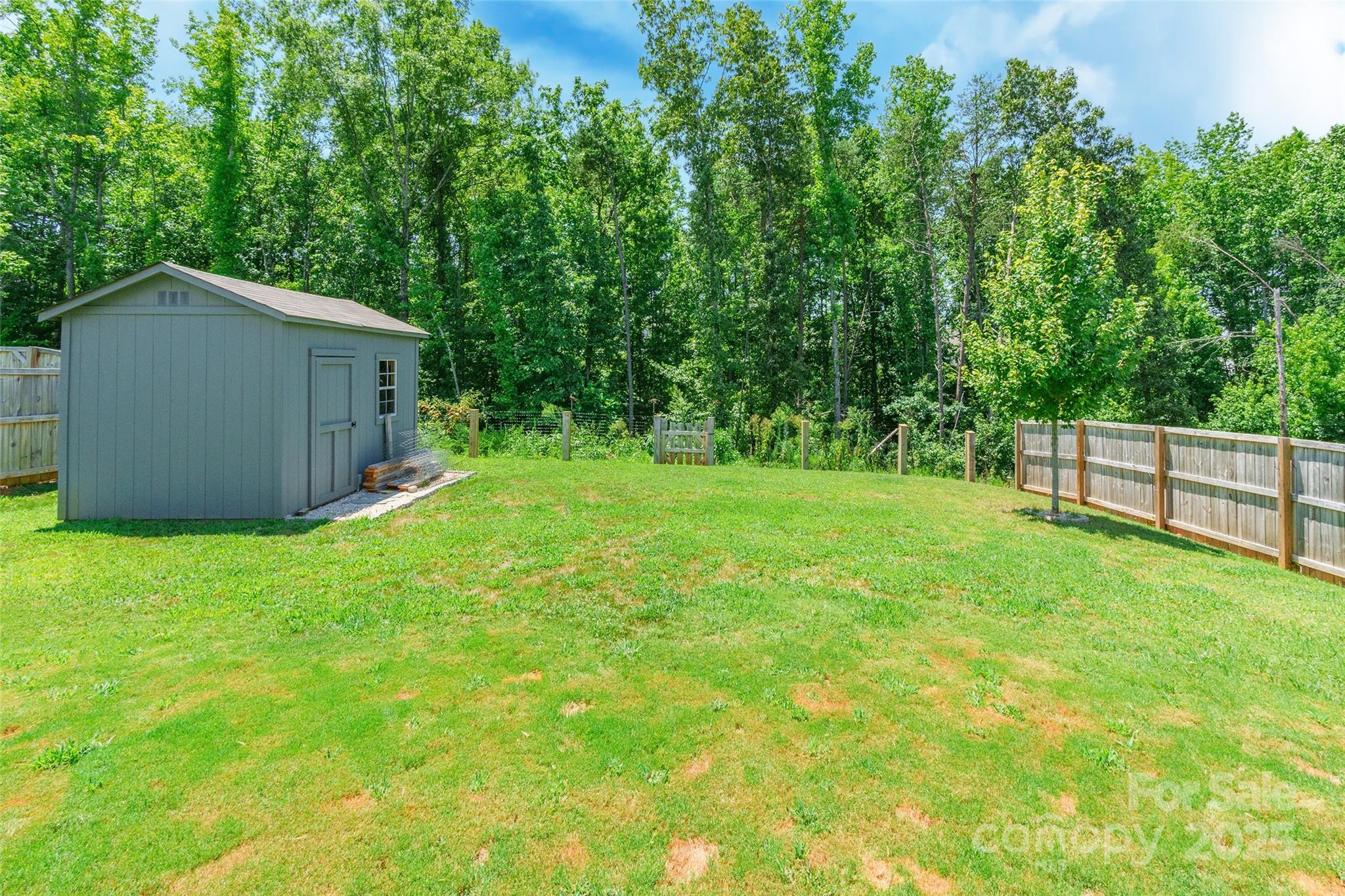 141 Colonial Reserve Avenue Property Photo 36