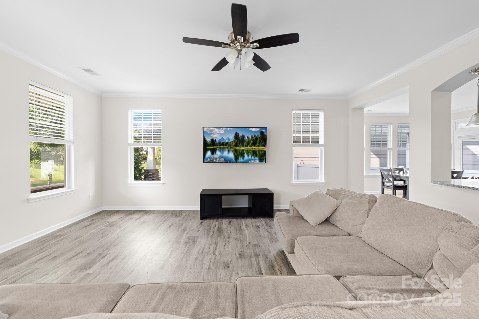 201 Mac Aly None Property Photo 7