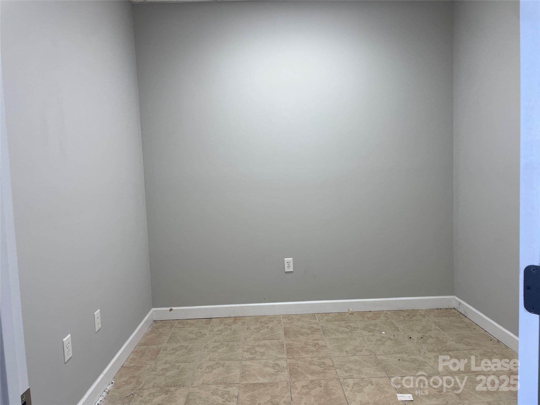 815 Patton Avenue Property Photo 14