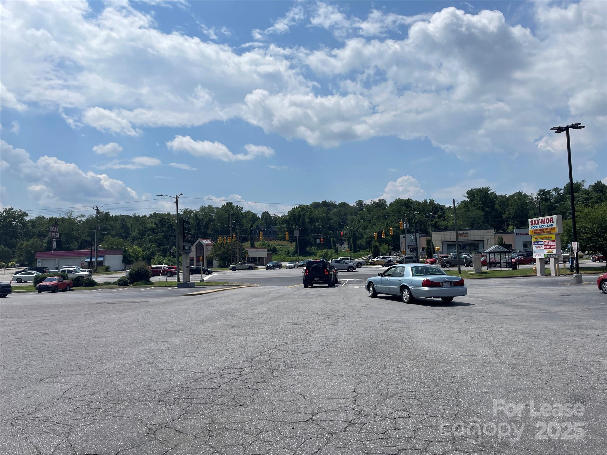 815 Patton Avenue Property Photo 28