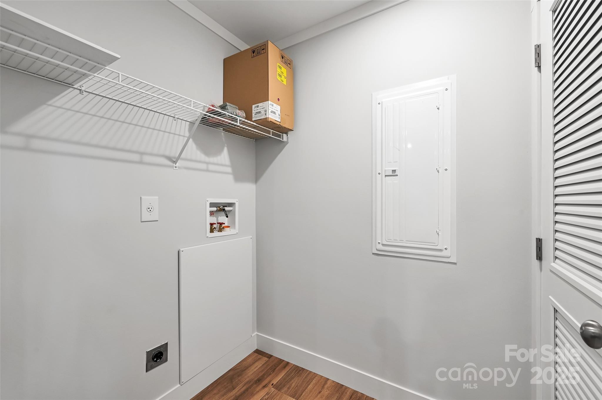 290 Appalachian Way Property Photo 9