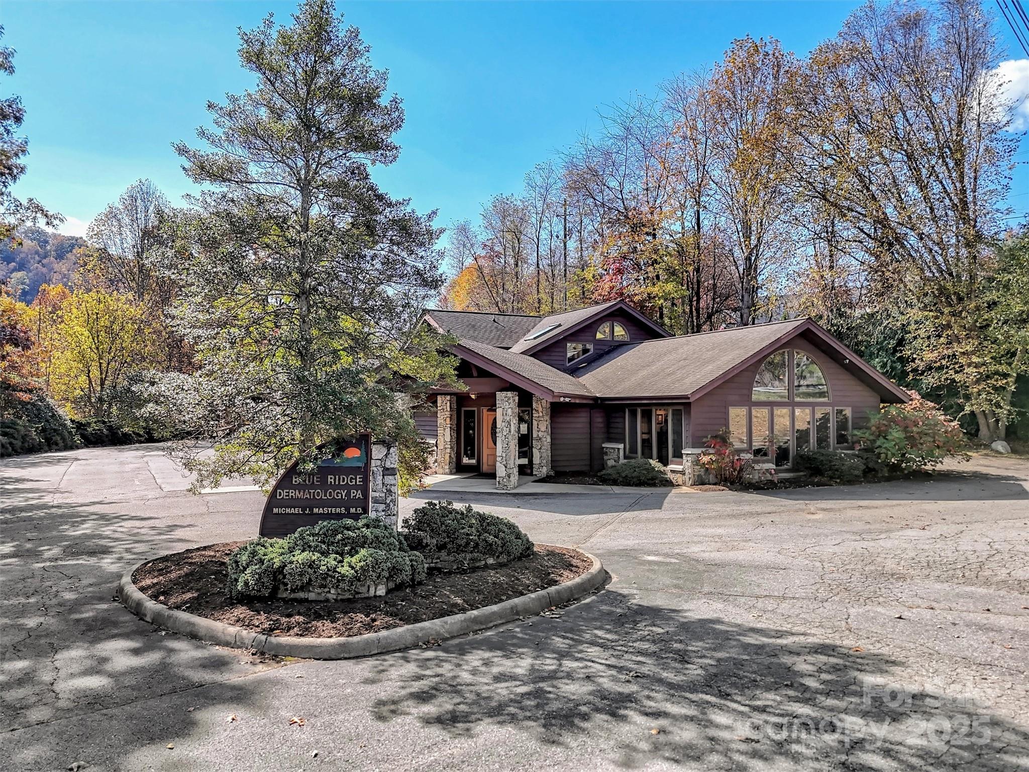 540 Hospital Drive Property Photo 3