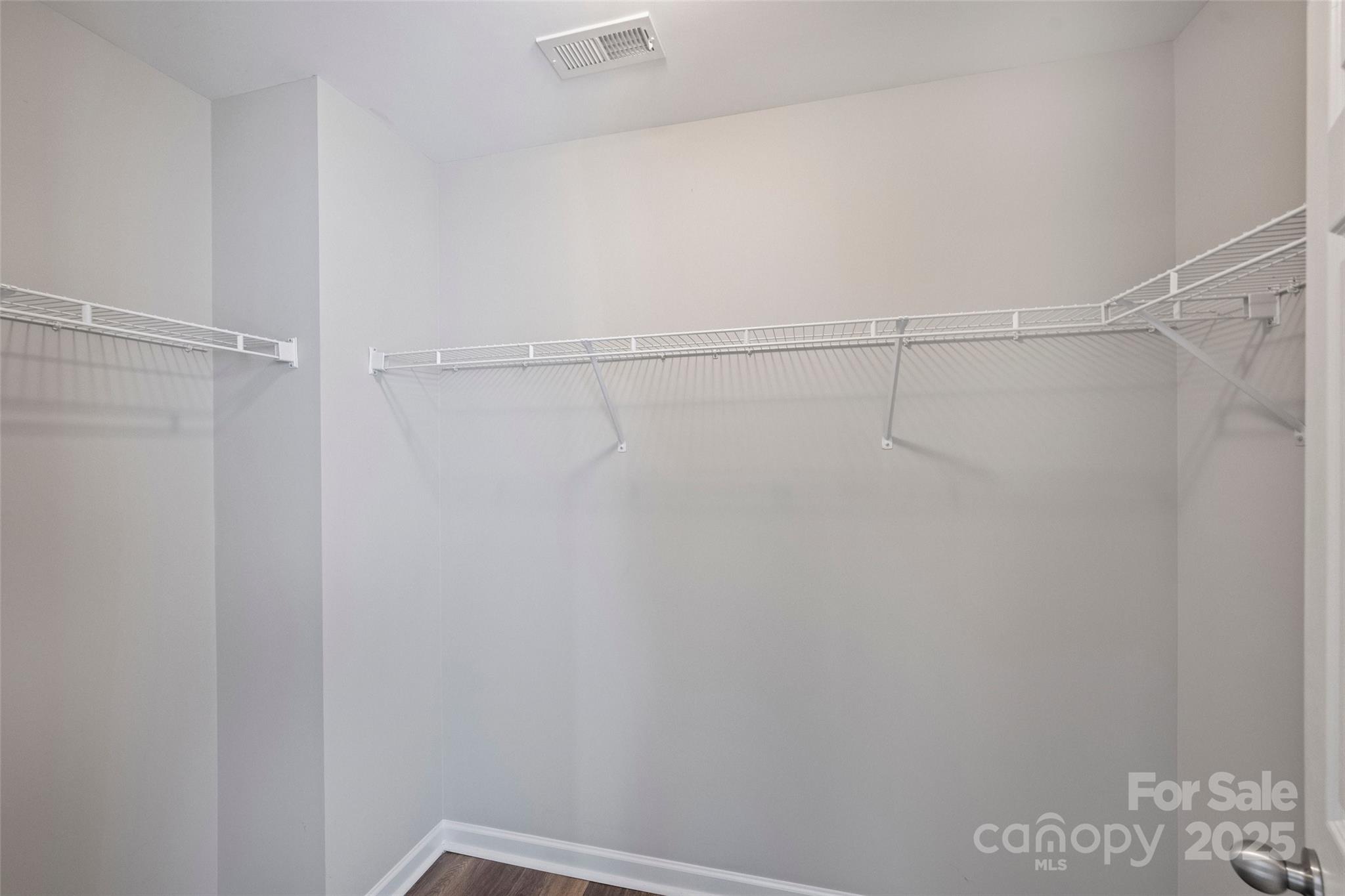 2514 Mountain Laurel Avenue Property Photo 27