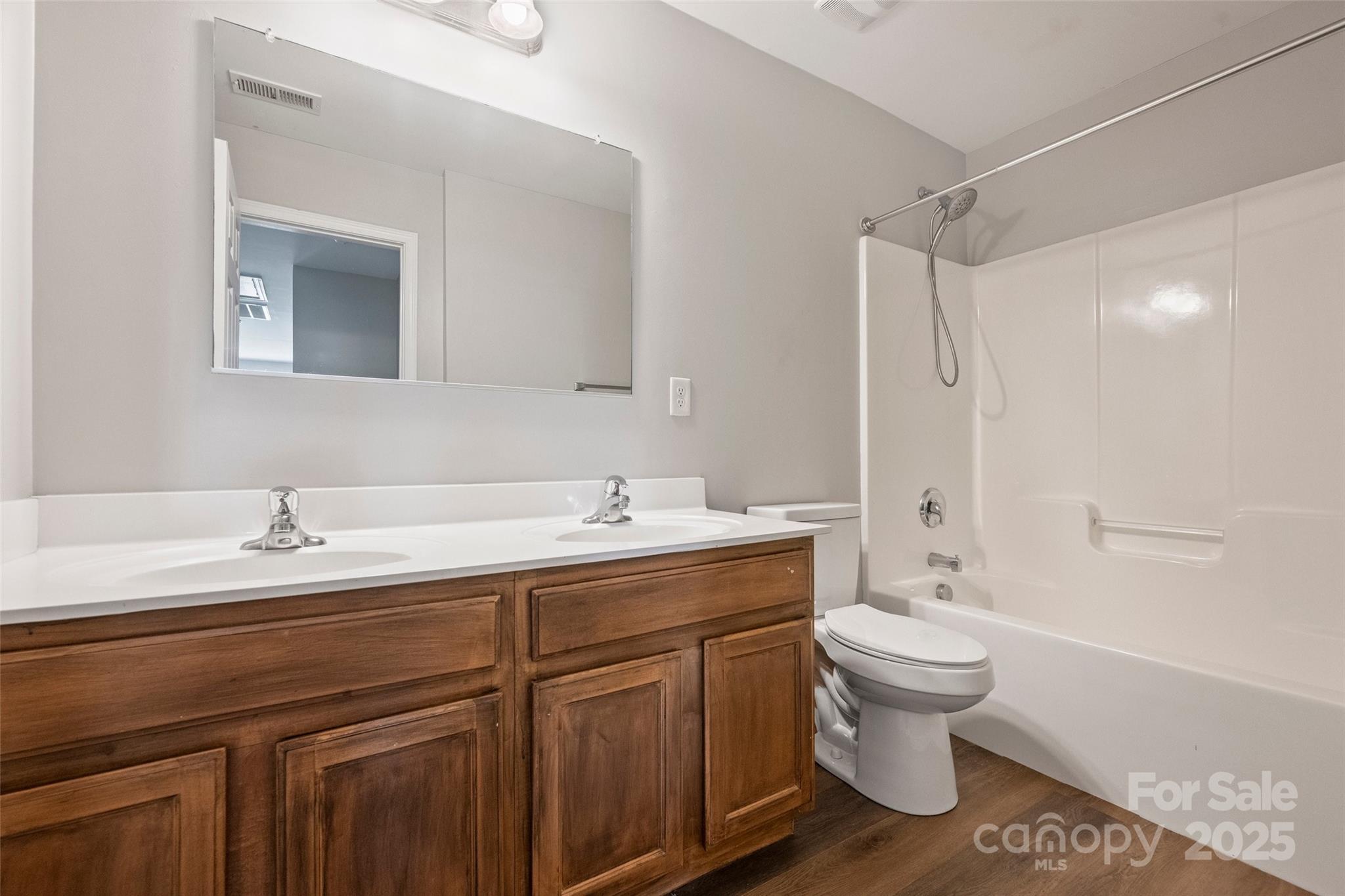 2514 Mountain Laurel Avenue Property Photo 32