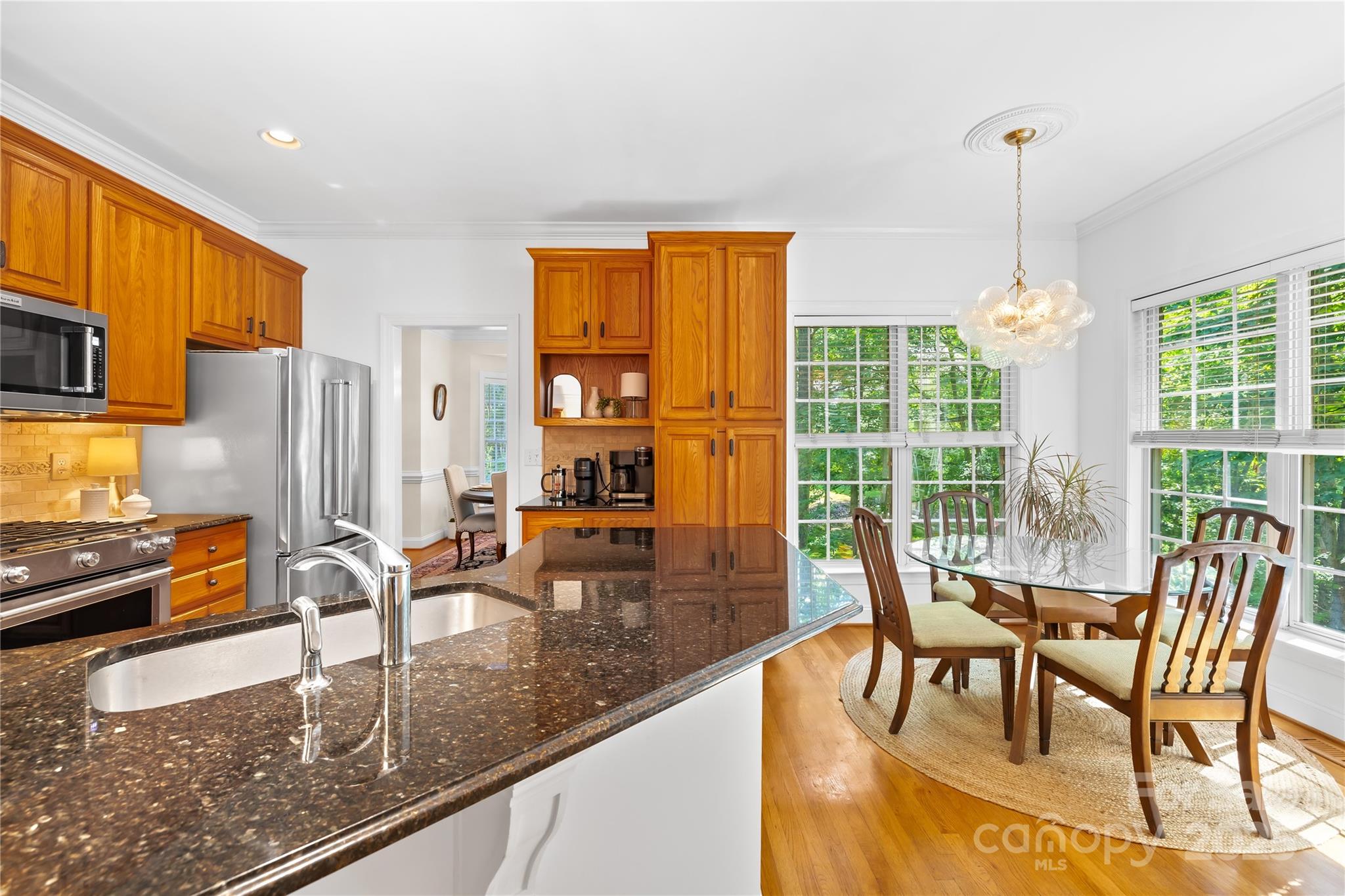 20601 Autumn Breeze Court Property Photo 9