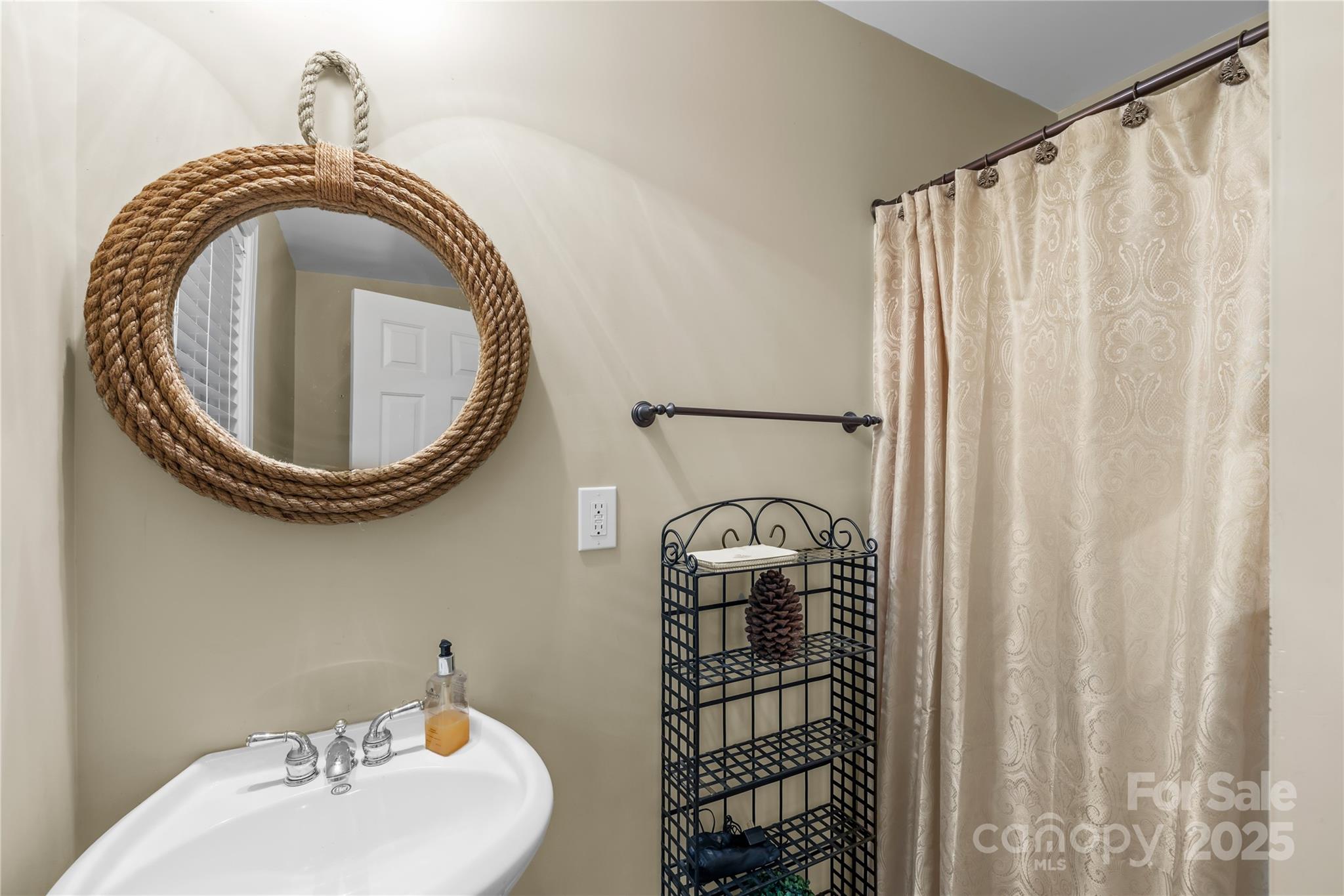 20601 Autumn Breeze Court Property Photo 29
