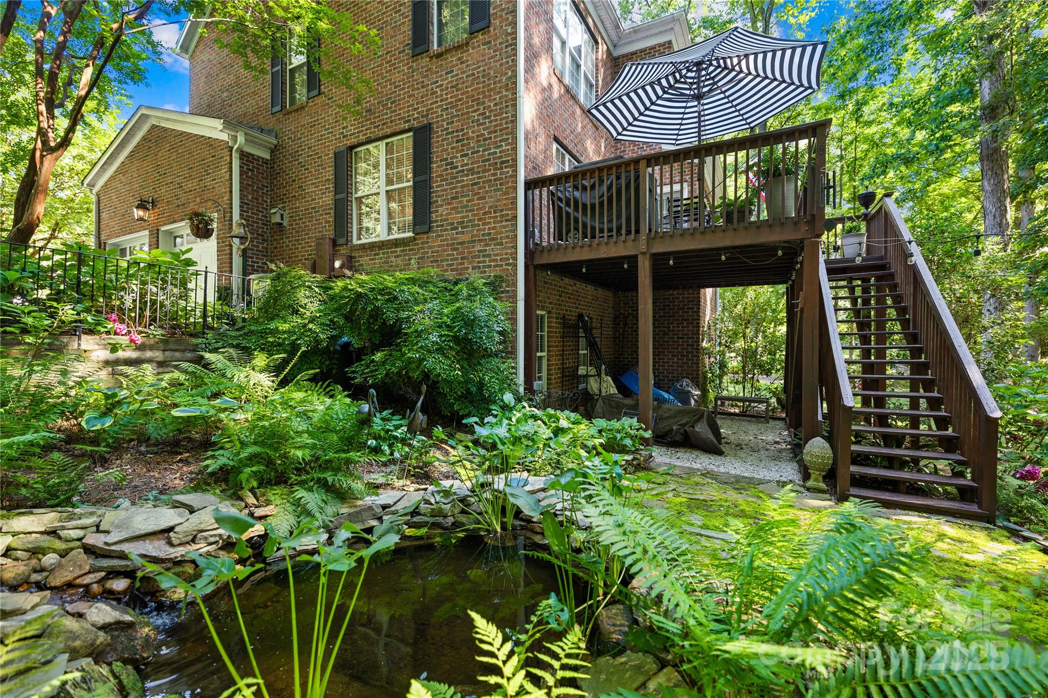 20601 Autumn Breeze Court Property Photo 33