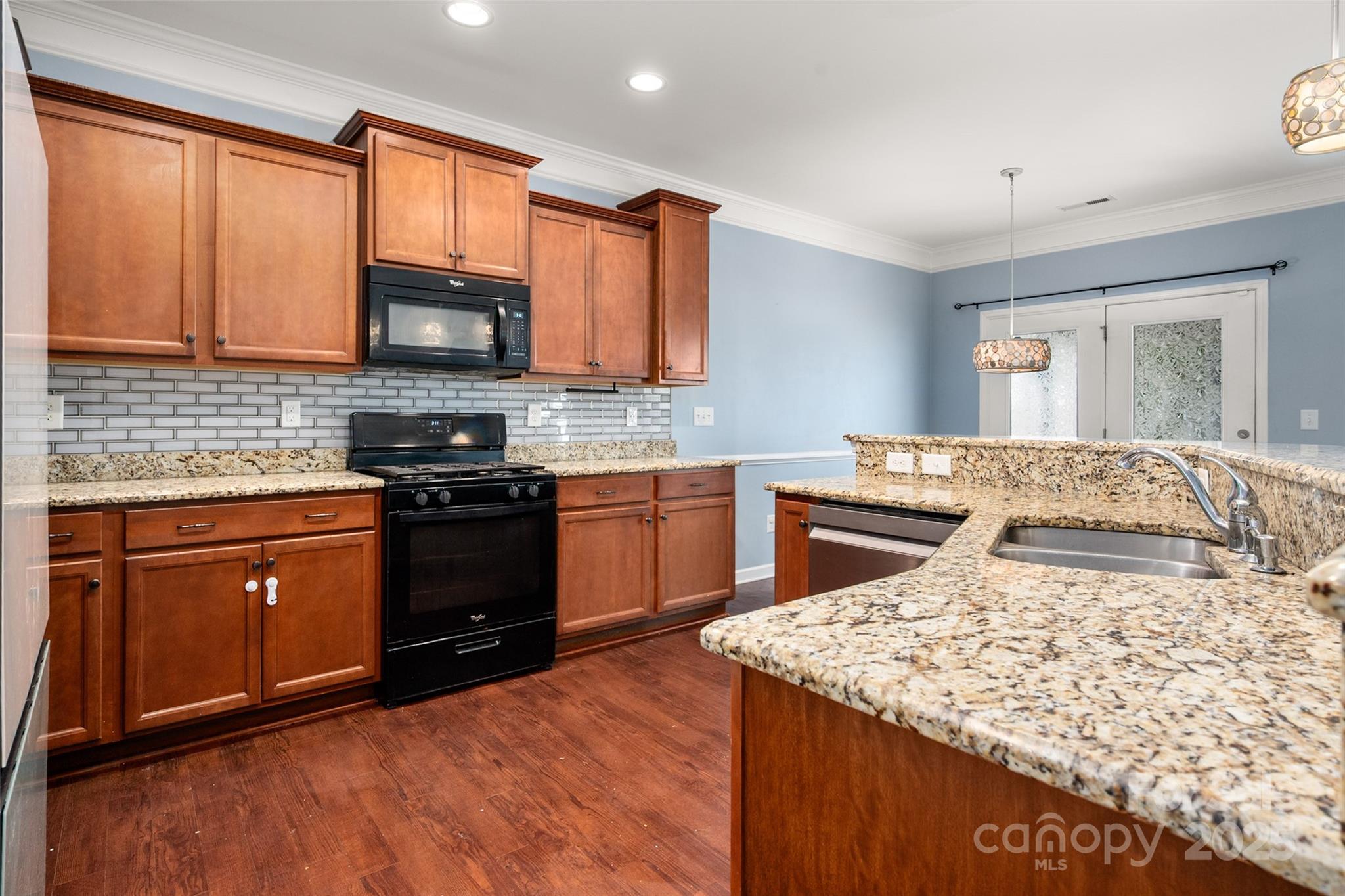 3843 Schenley Avenue Property Photo 7