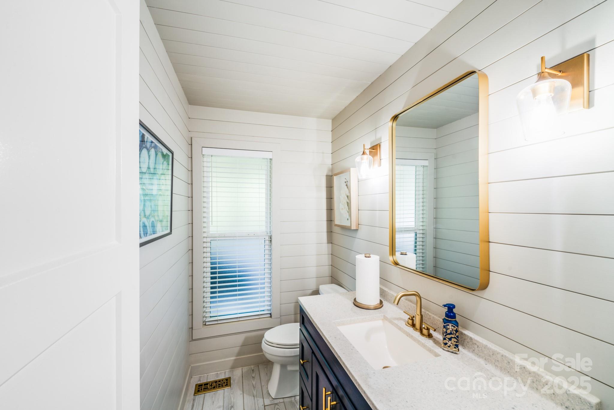 7516 Kinsmore Lane Property Photo 16