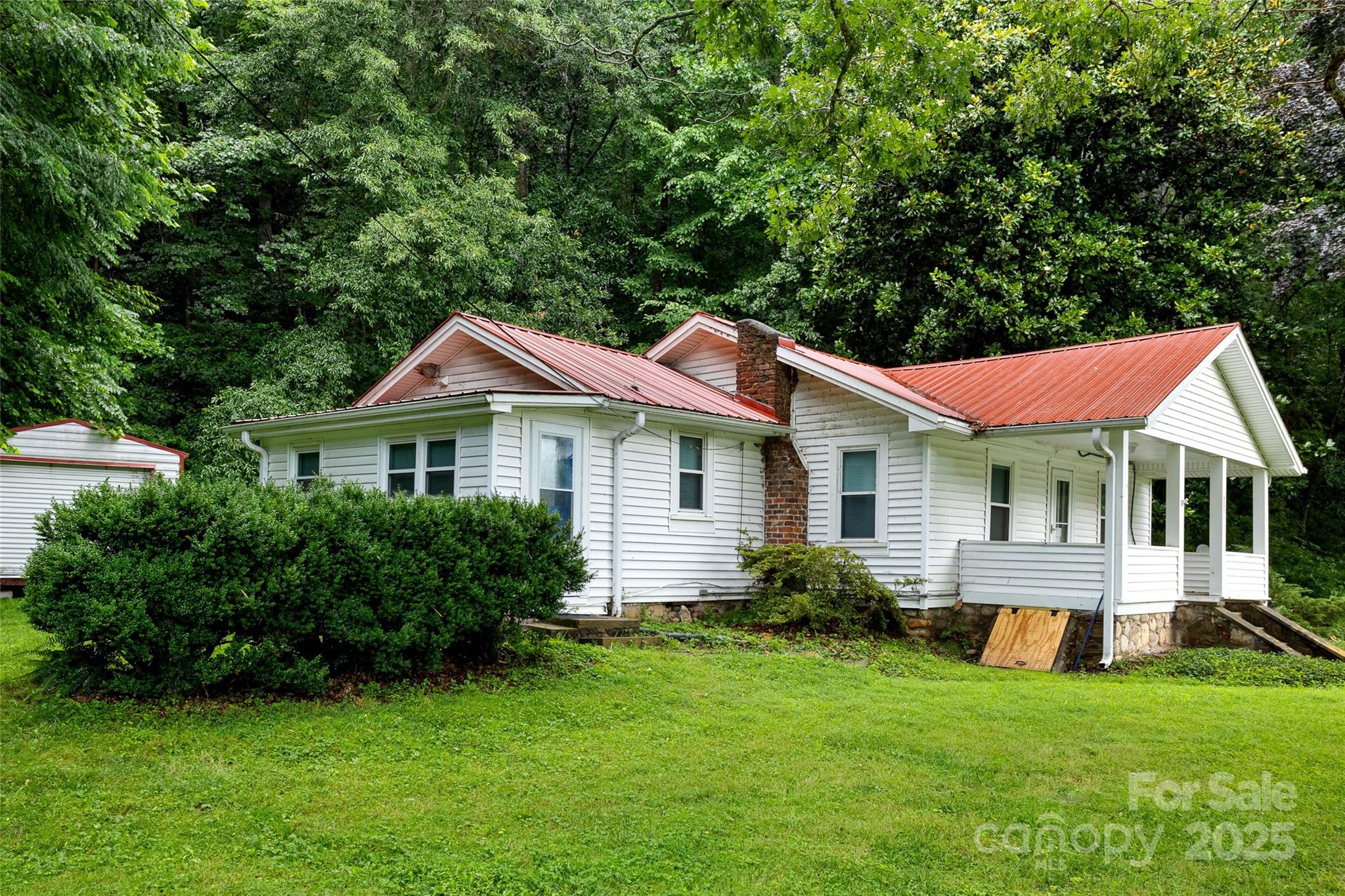 9521 Cruso Road Property Photo 2