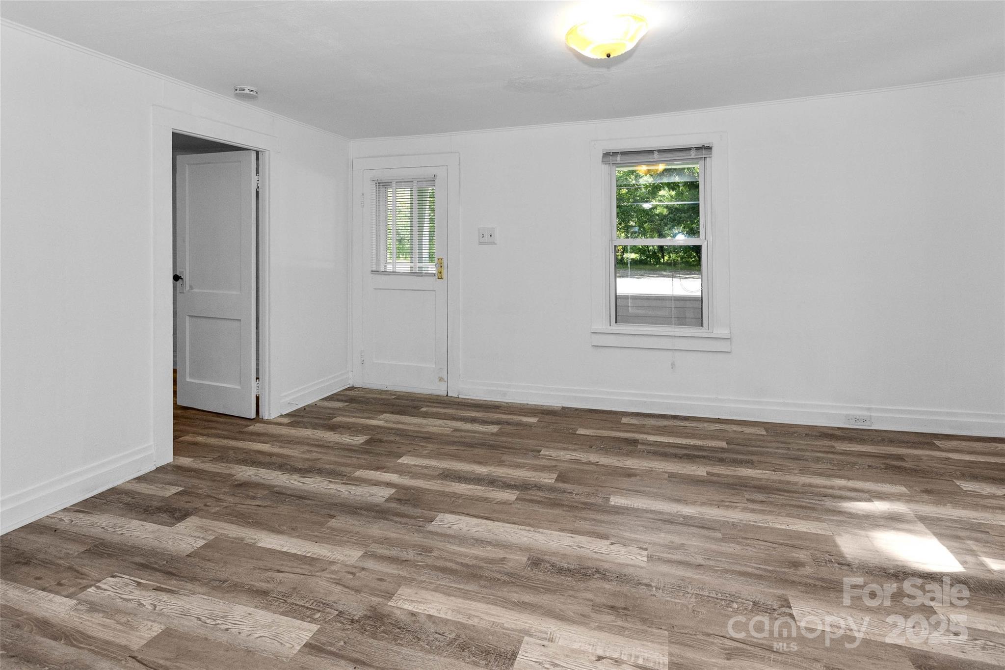 9521 Cruso Road Property Photo 11
