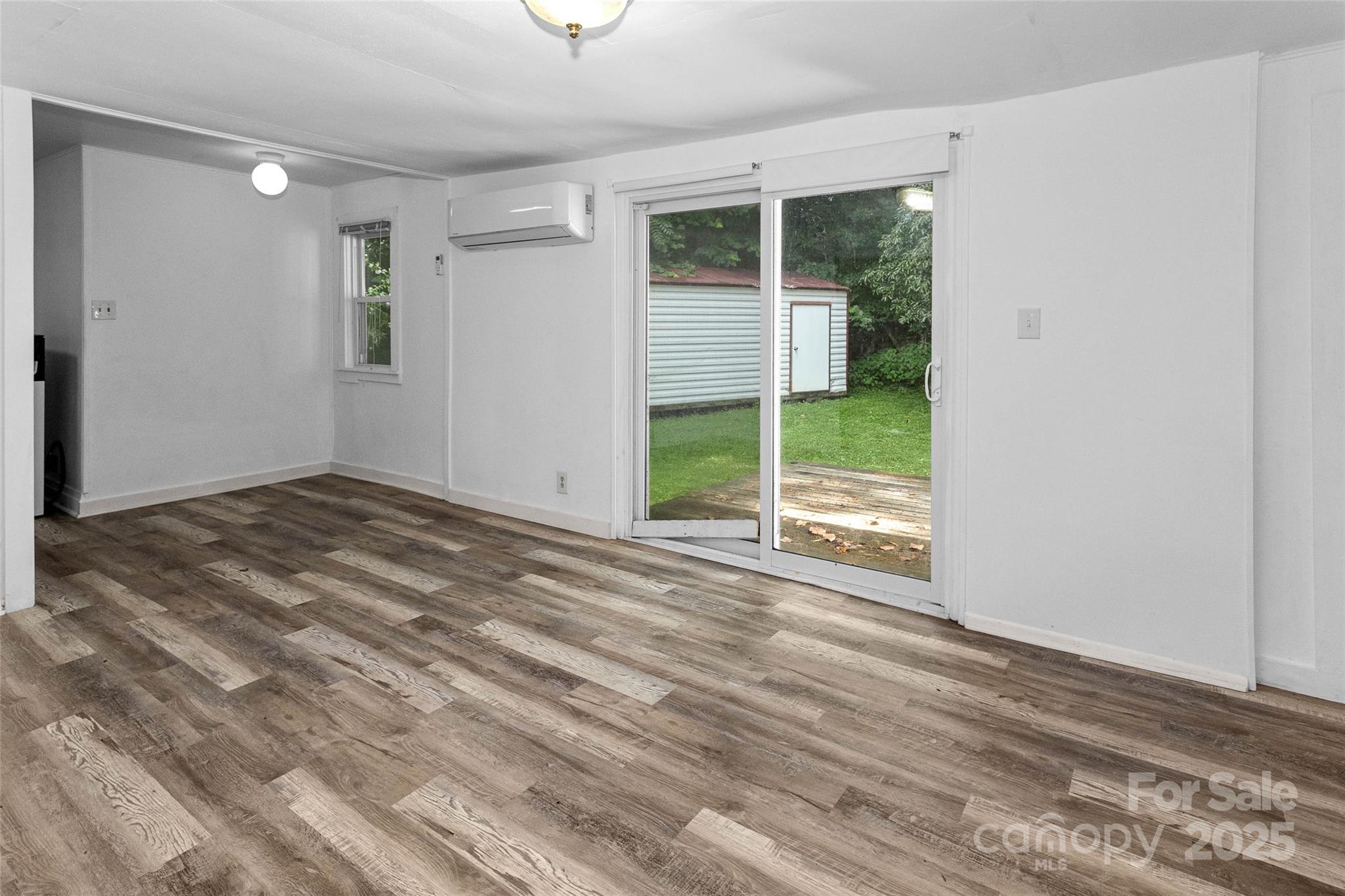 9521 Cruso Road Property Photo 13