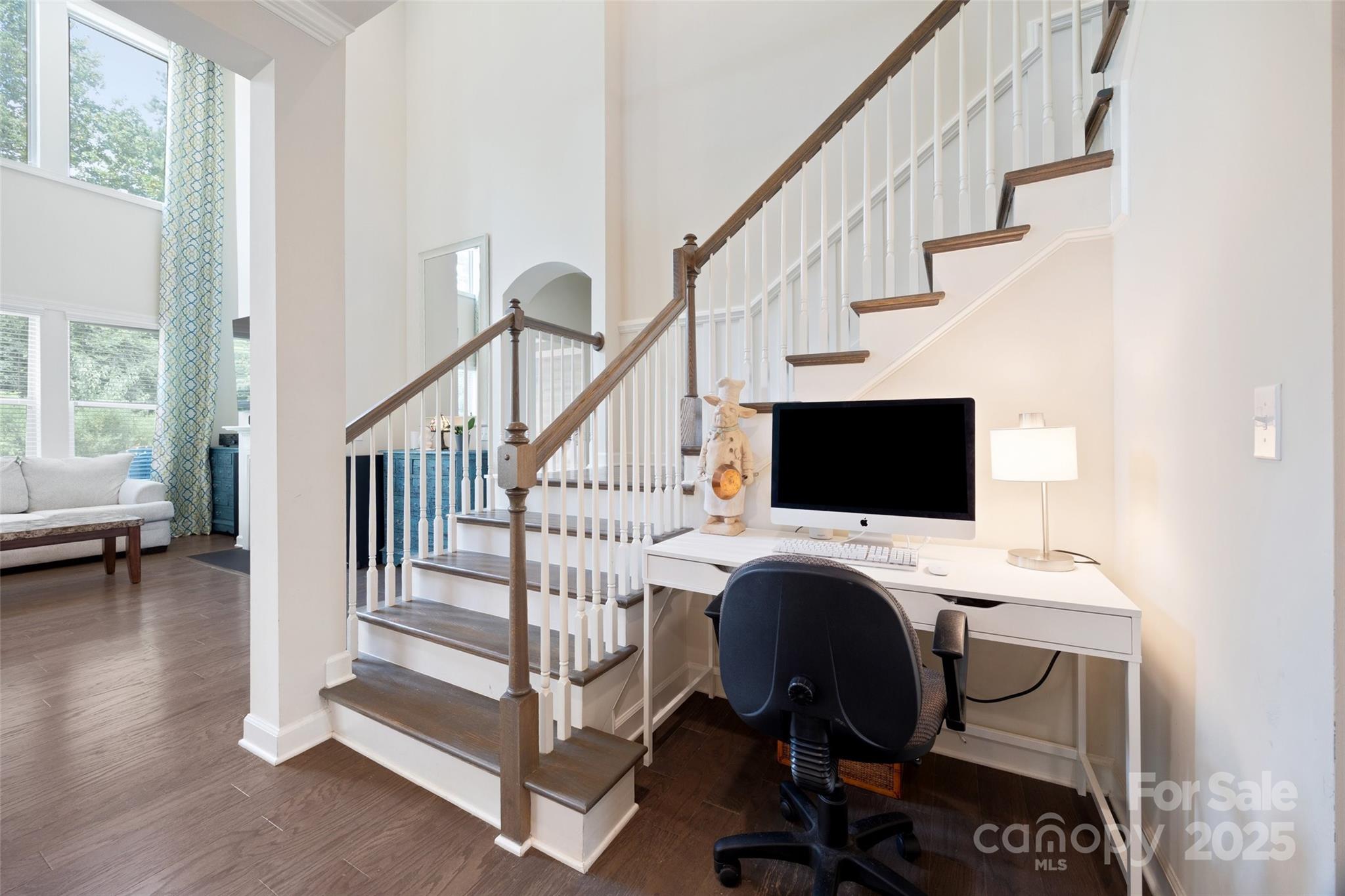 731 Lagan Court Property Photo 7