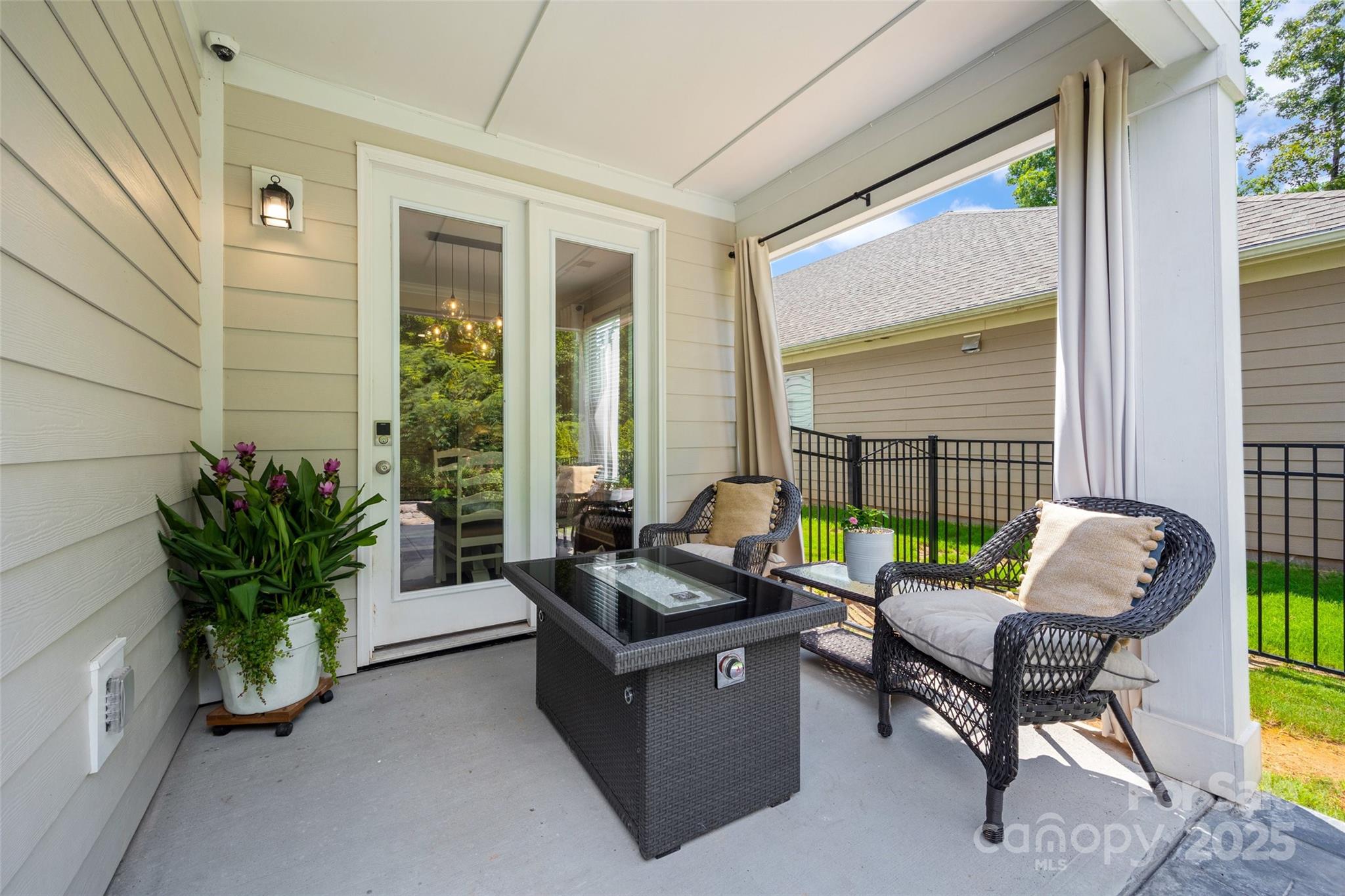 731 Lagan Court Property Photo 39