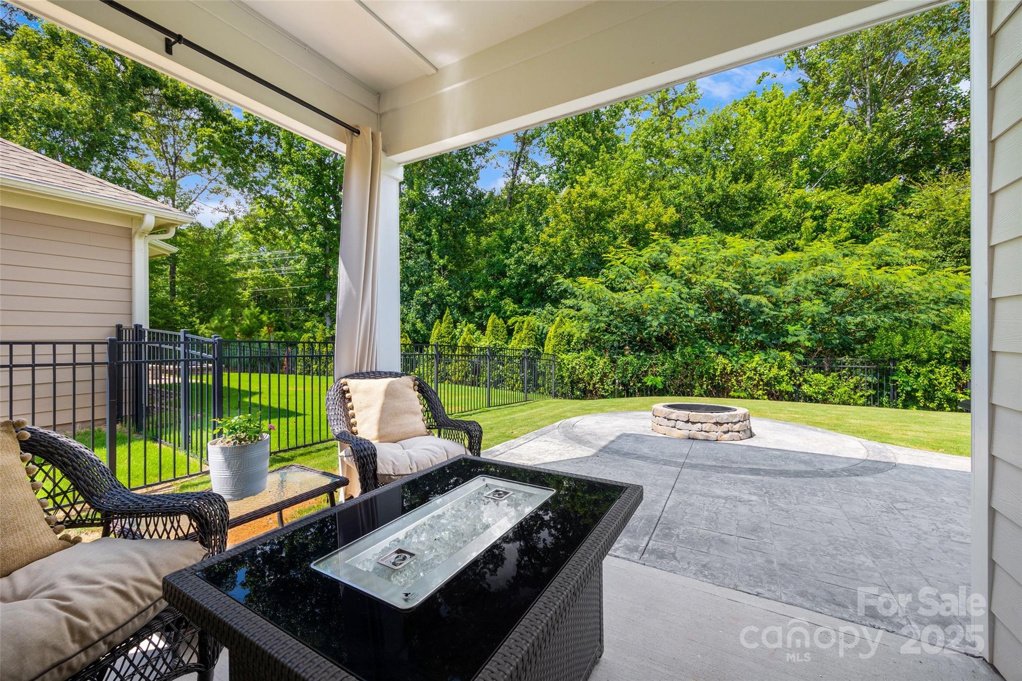 731 Lagan Court Property Photo 40