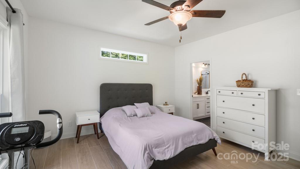 826 Country Lane Property Photo 22