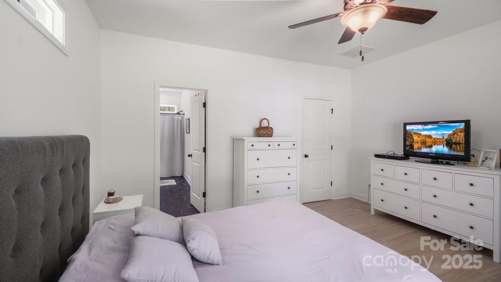 826 Country Lane Property Photo 24
